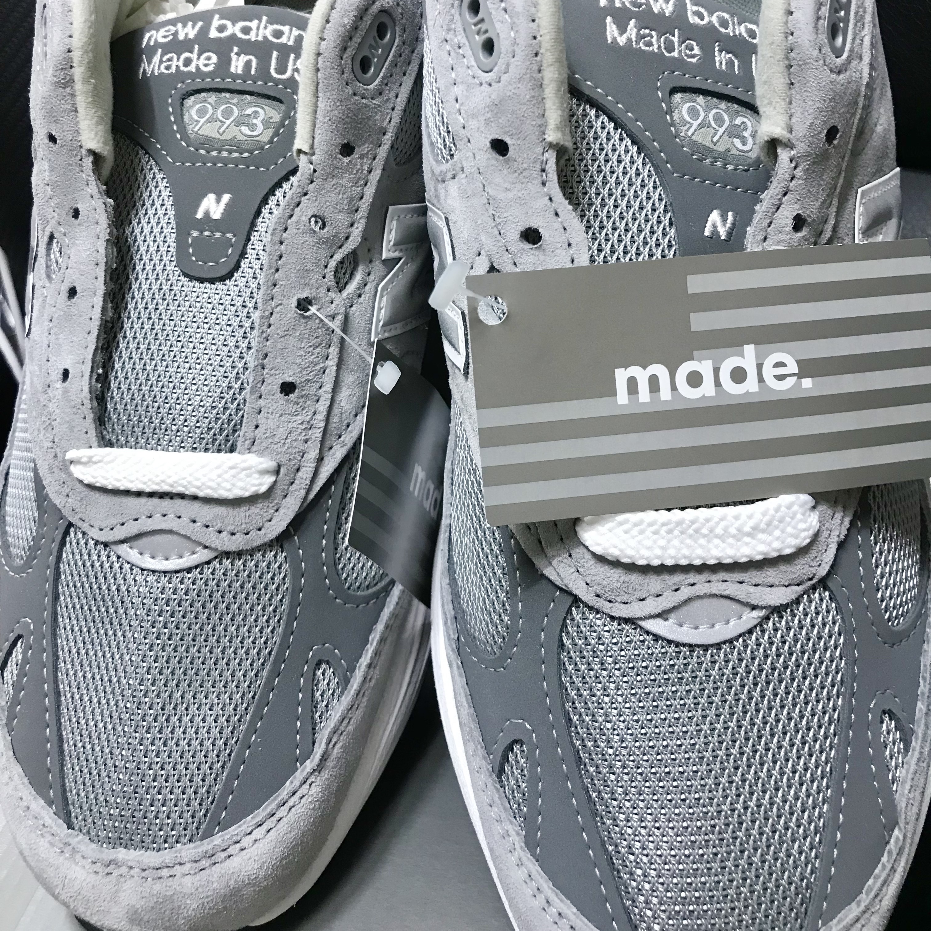 New Balance 993 Made in USA Grey - 2E Wide 착용 스타일 - 3
