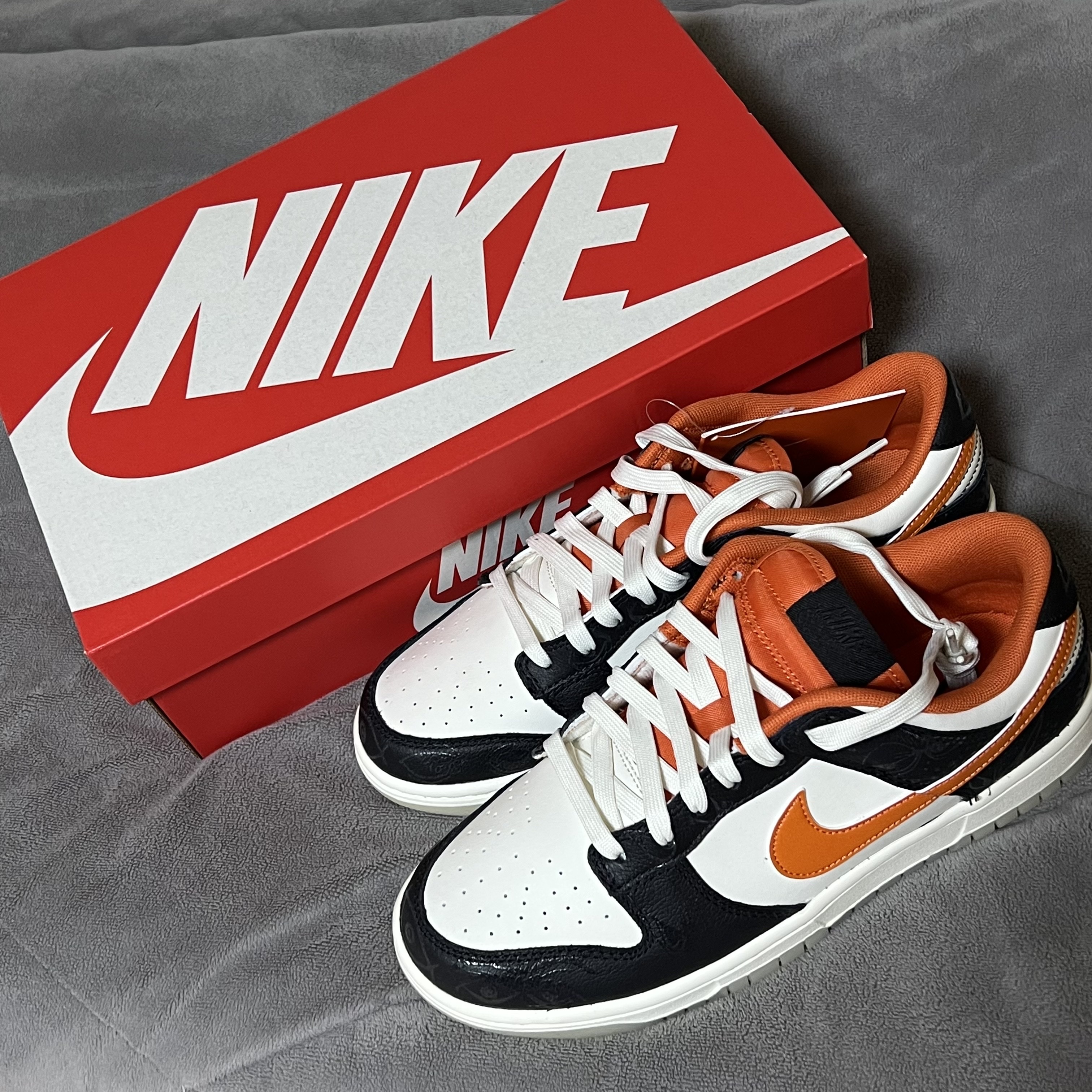 Nike Dunk Low Retro PRM Halloween 착용 스타일