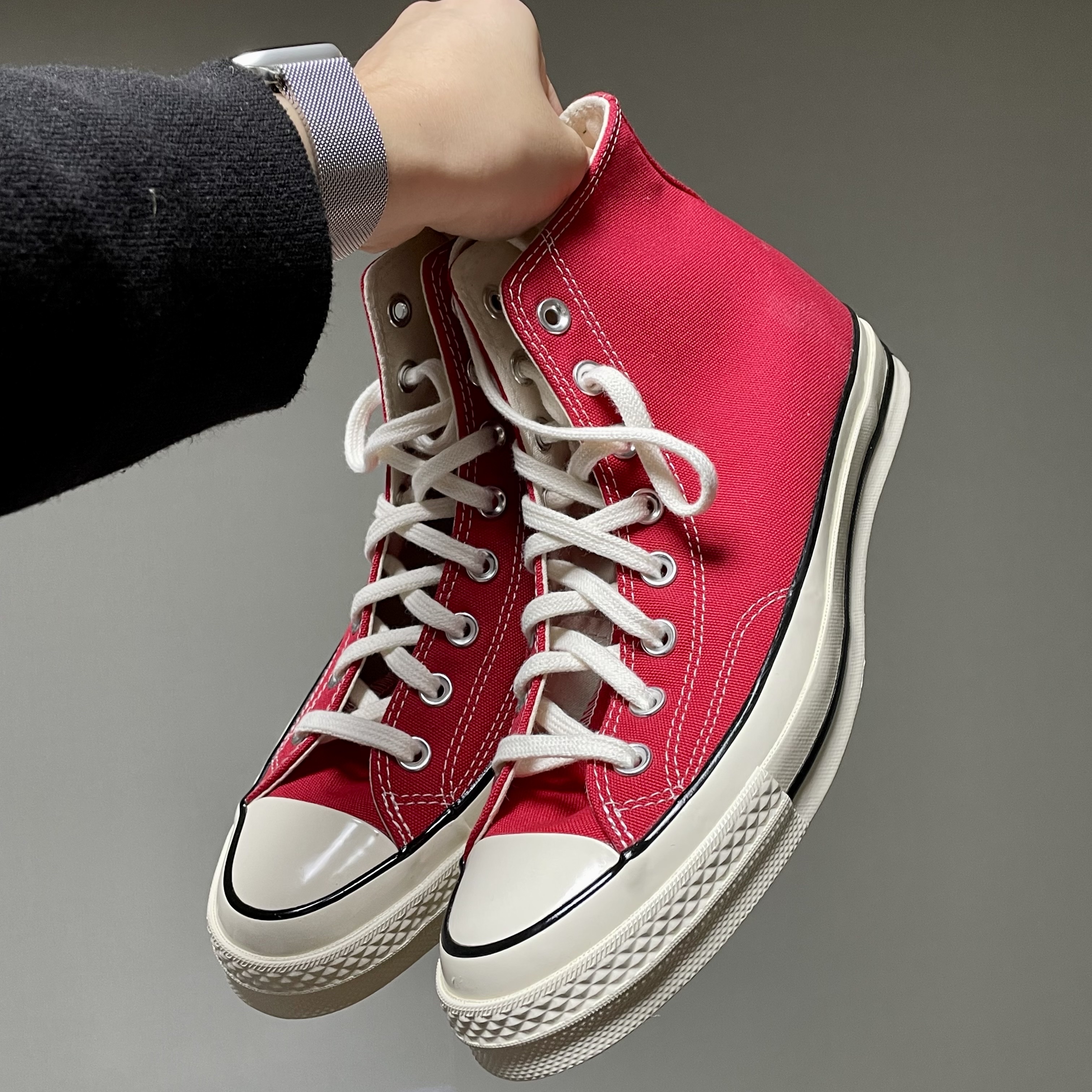 Converse Chuck 70 High Enamel Red 착용 스타일 - 2