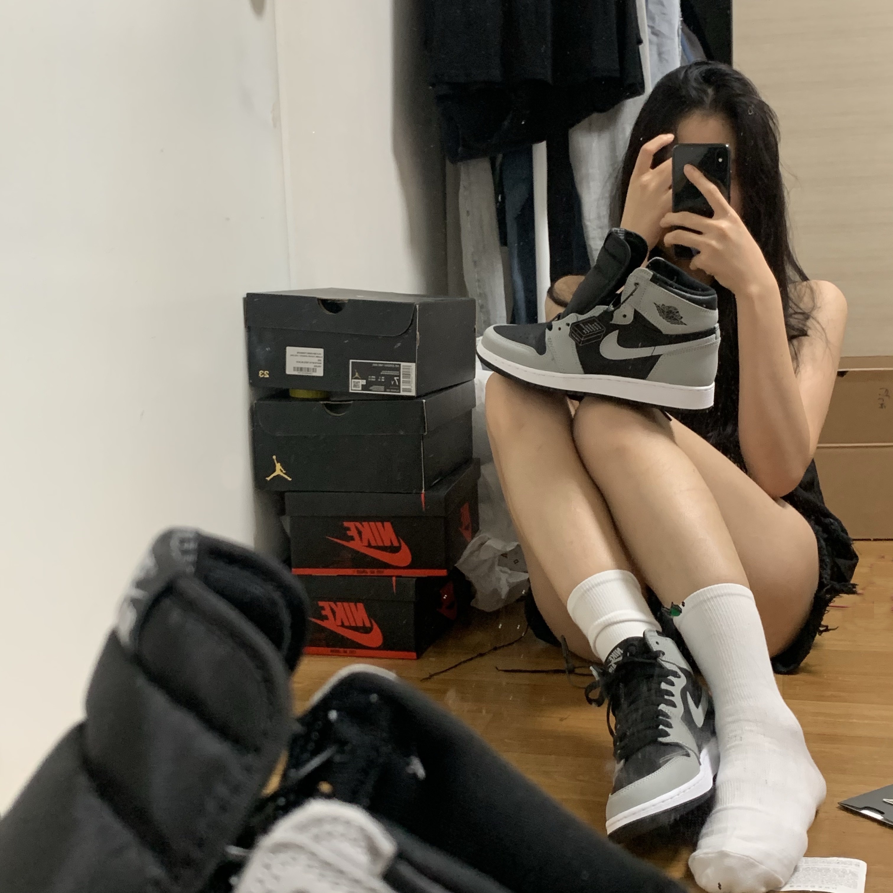 Jordan 1 Retro High OG Shadow 2.0, (GS) Jordan 1 Retro High OG Shadow 2.0 착용 스타일 - 2