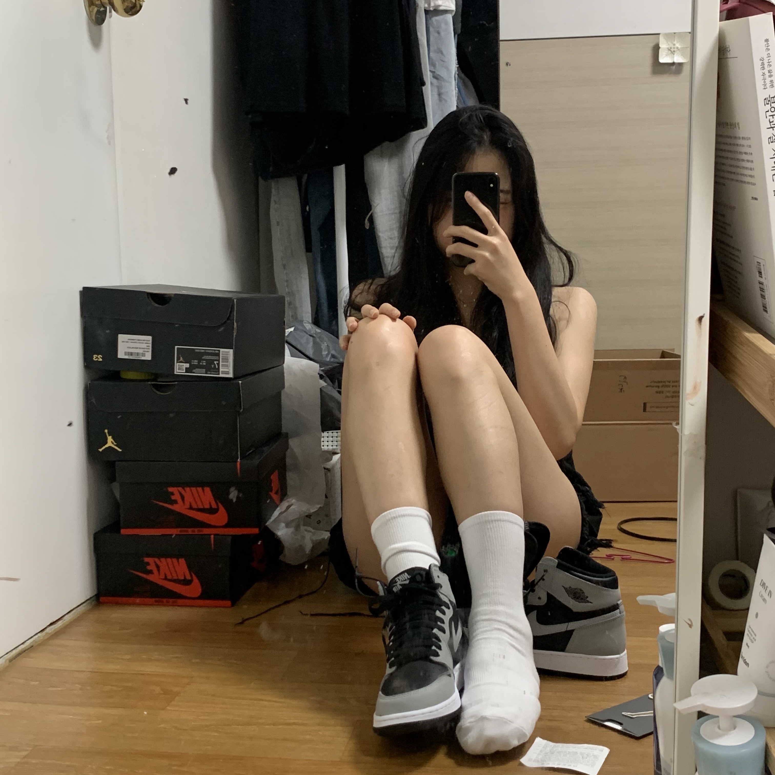 Jordan 1 Retro High OG Shadow 2.0, (GS) Jordan 1 Retro High OG Shadow 2.0 착용 스타일 - 1
