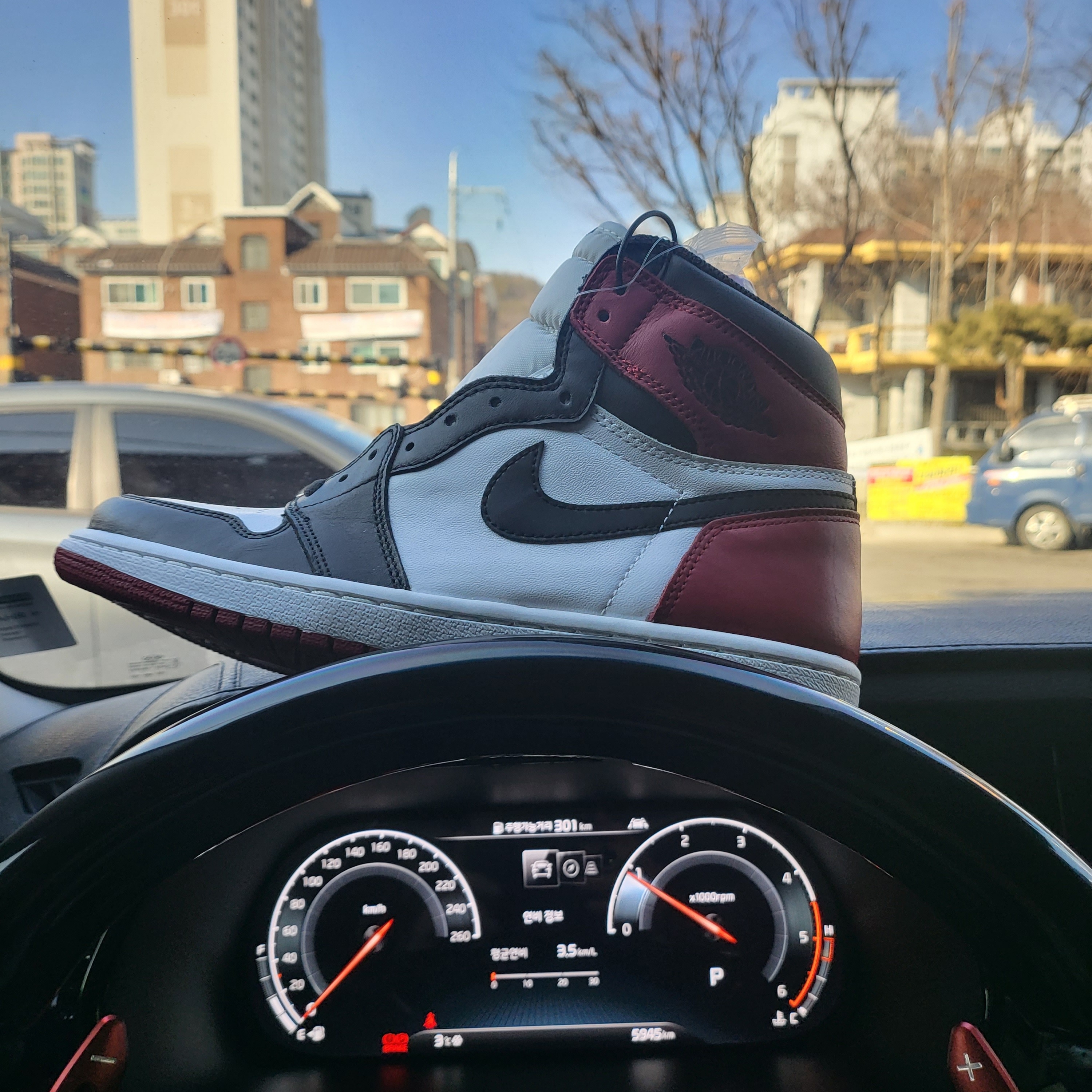 Jordan 1 Retro High OG Black Toe 2016 착용 스타일