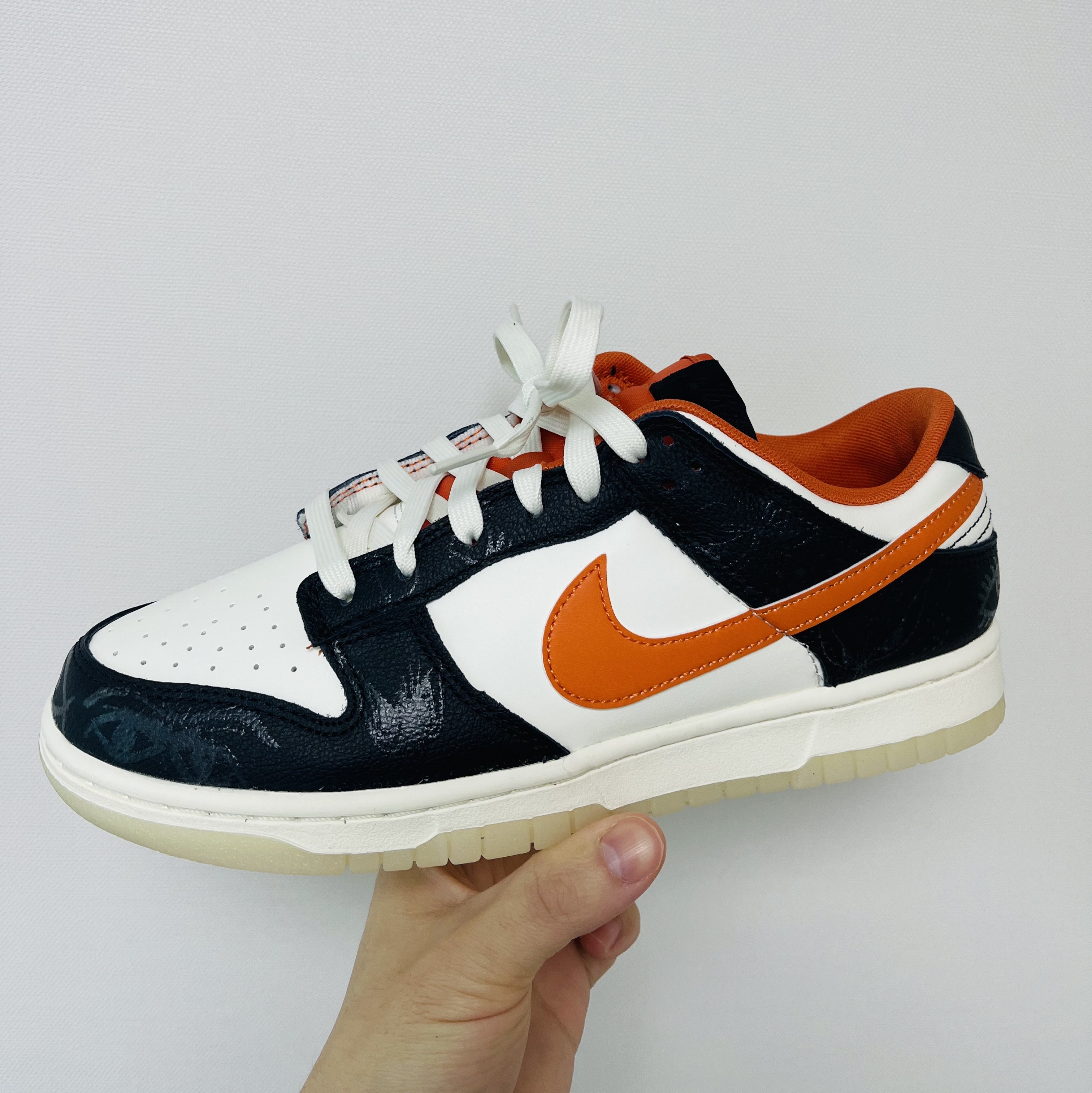 Nike Dunk Low Retro PRM Halloween 착용 스타일 - 2