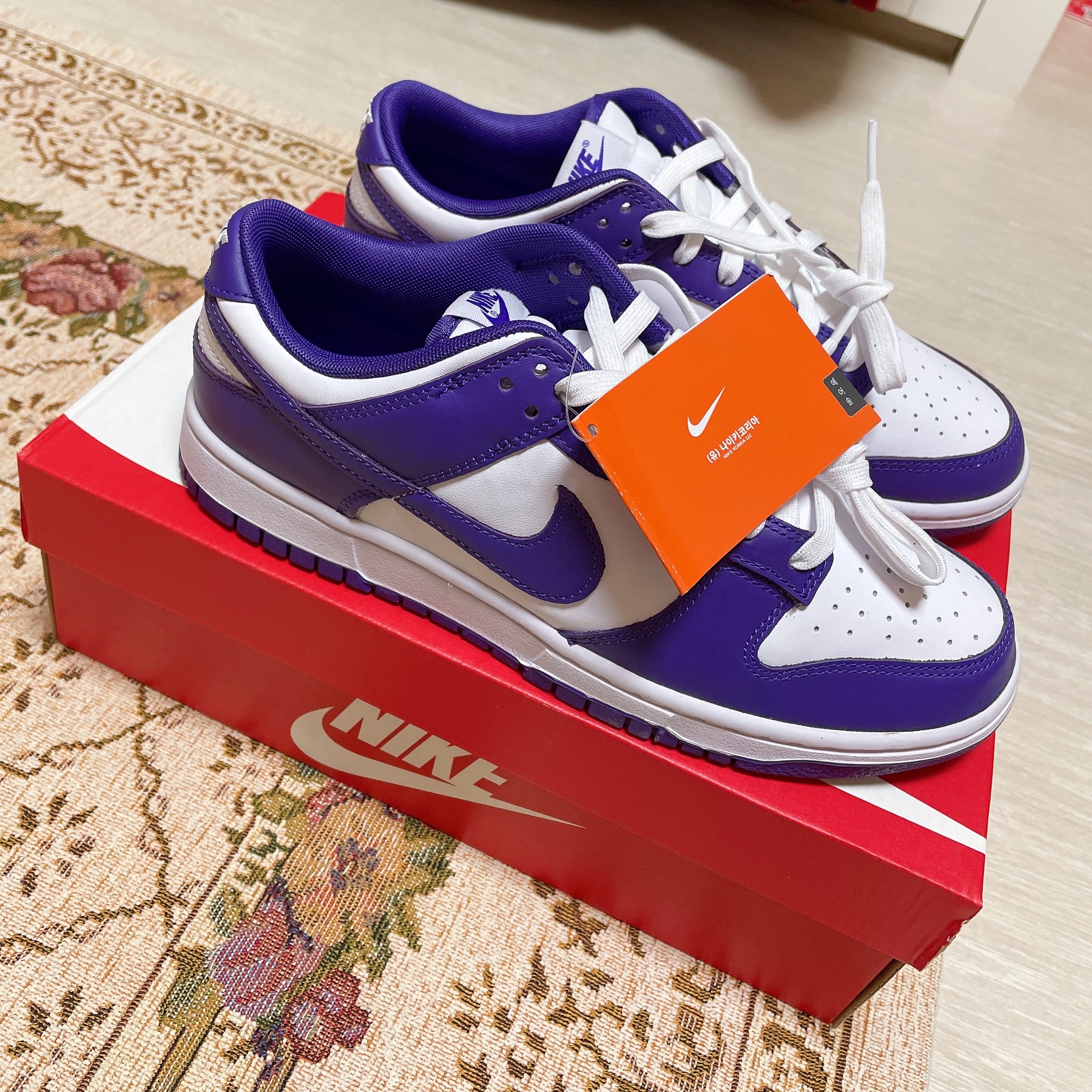 Nike Dunk Low Retro Championship Court Purple 착용 스타일 - 2