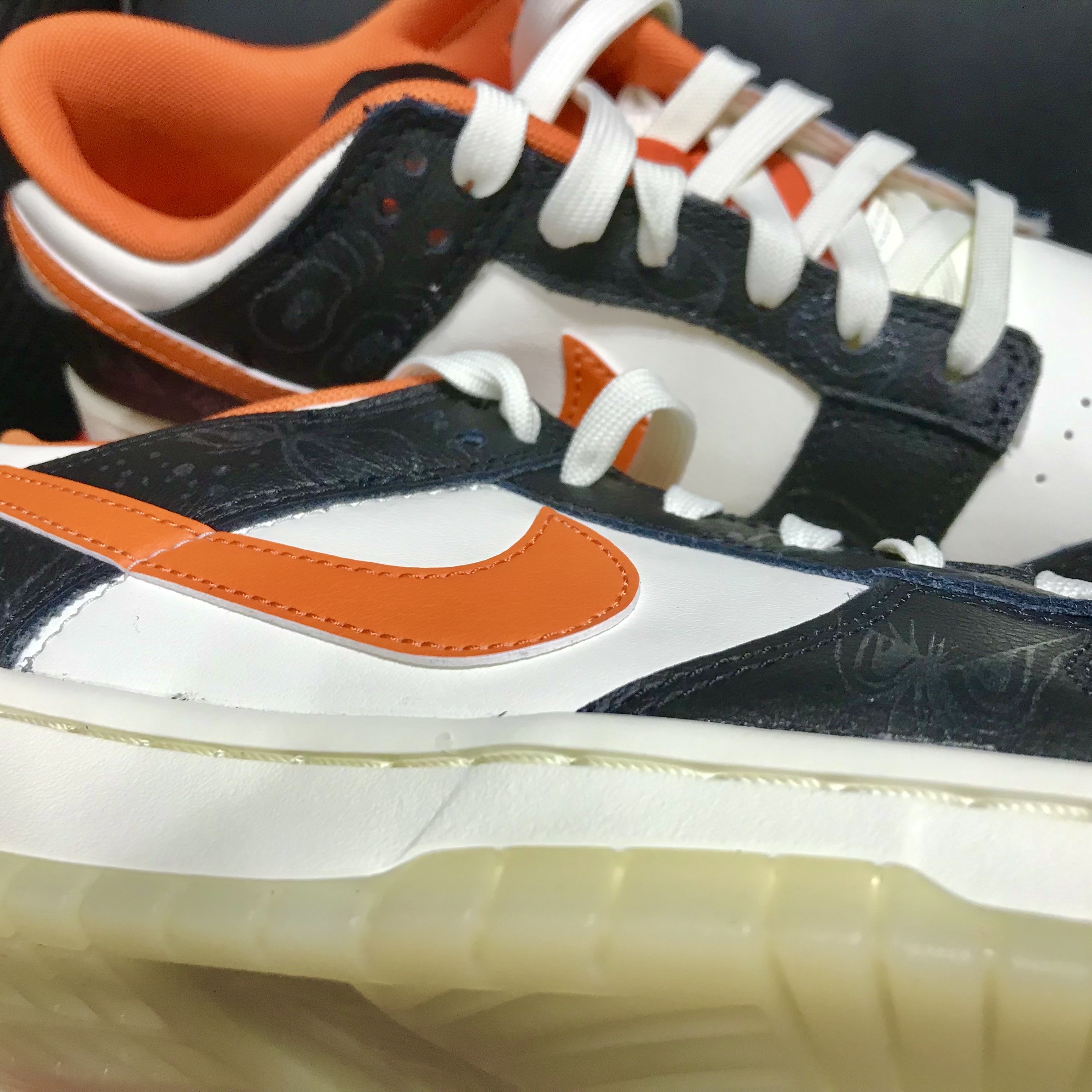 Nike Dunk Low Retro PRM Halloween 착용 스타일 - 1
