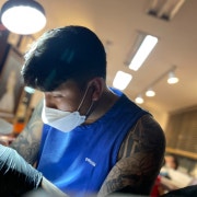 KREAM 프로필 이미지