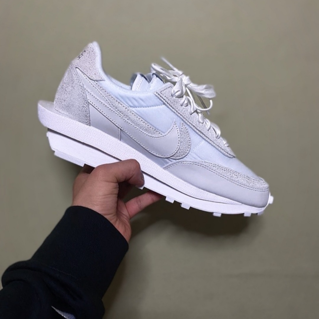 Nike x Sacai LDWaffle White Nylon 착용 스타일