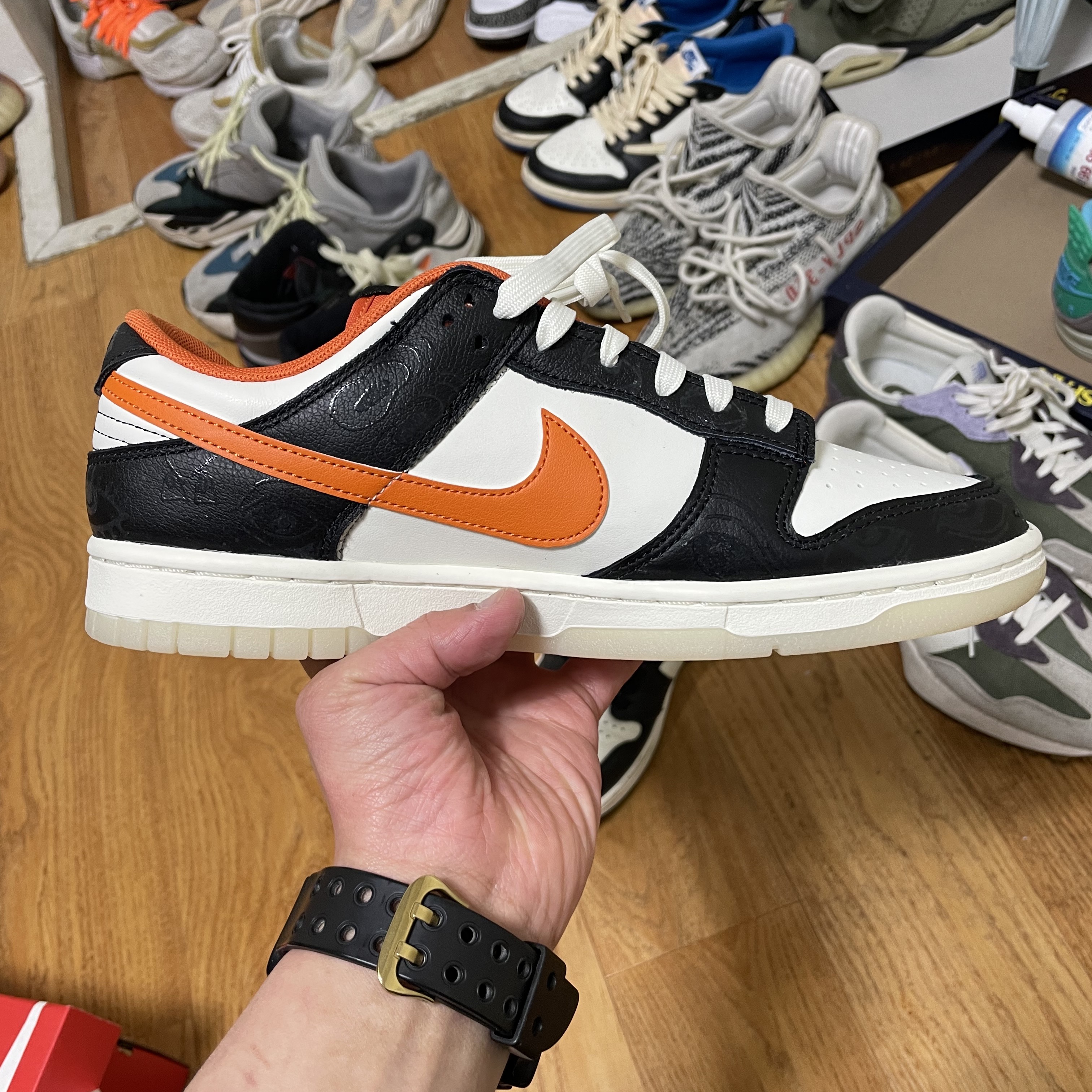 Nike Dunk Low Retro PRM Halloween 착용 스타일 - 3