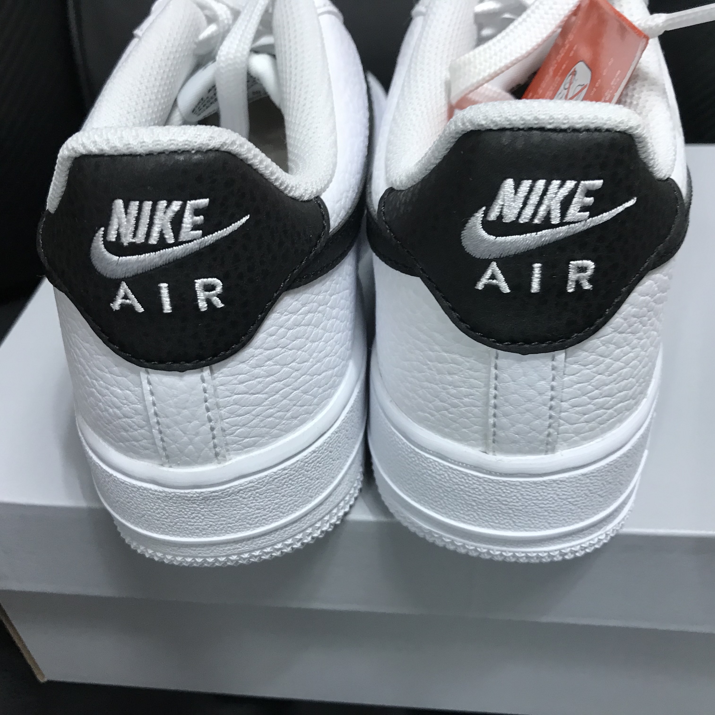 (GS) Nike Air Force 1 White Black 착용 스타일 - 3