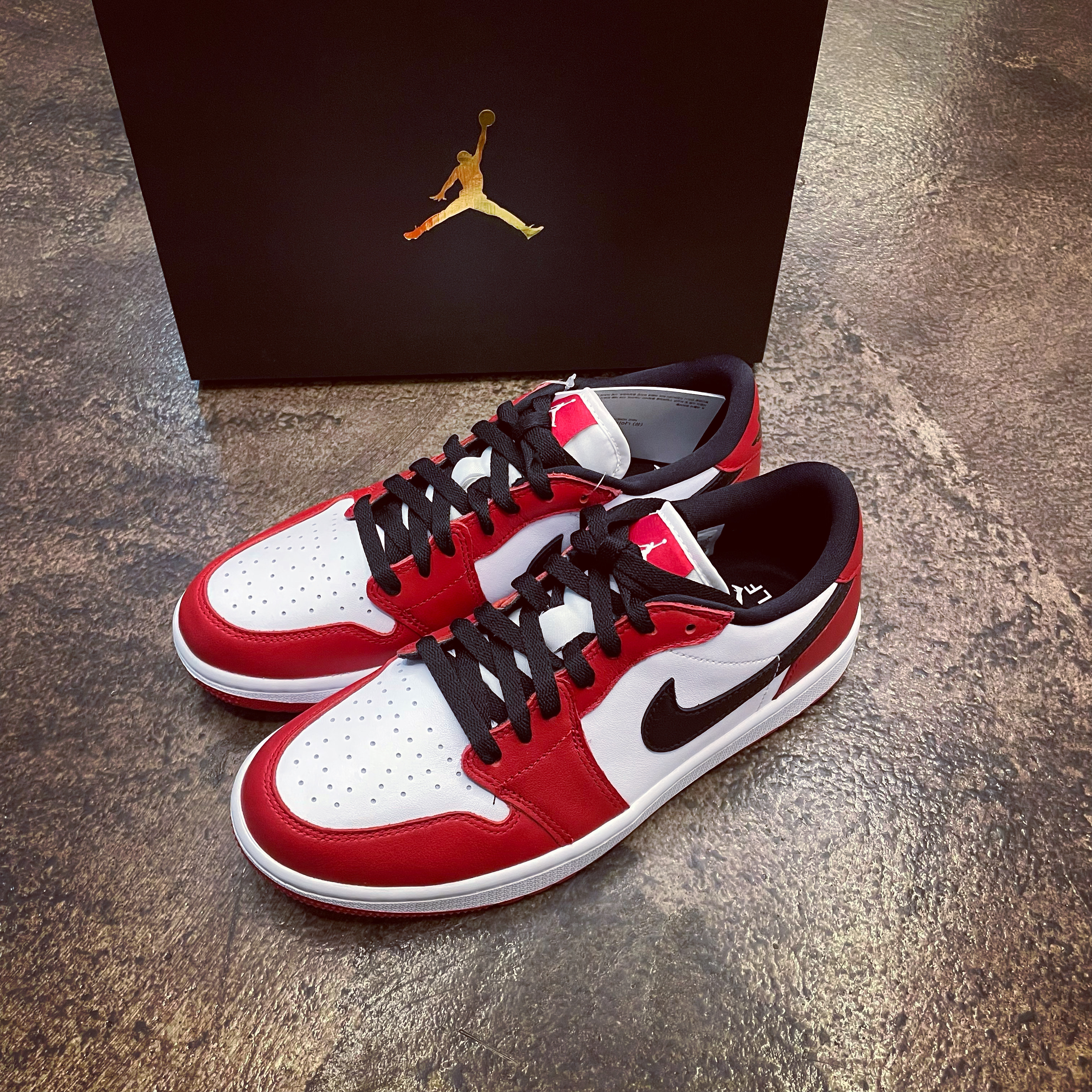Jordan 1 Low Golf Chicago 착용 스타일