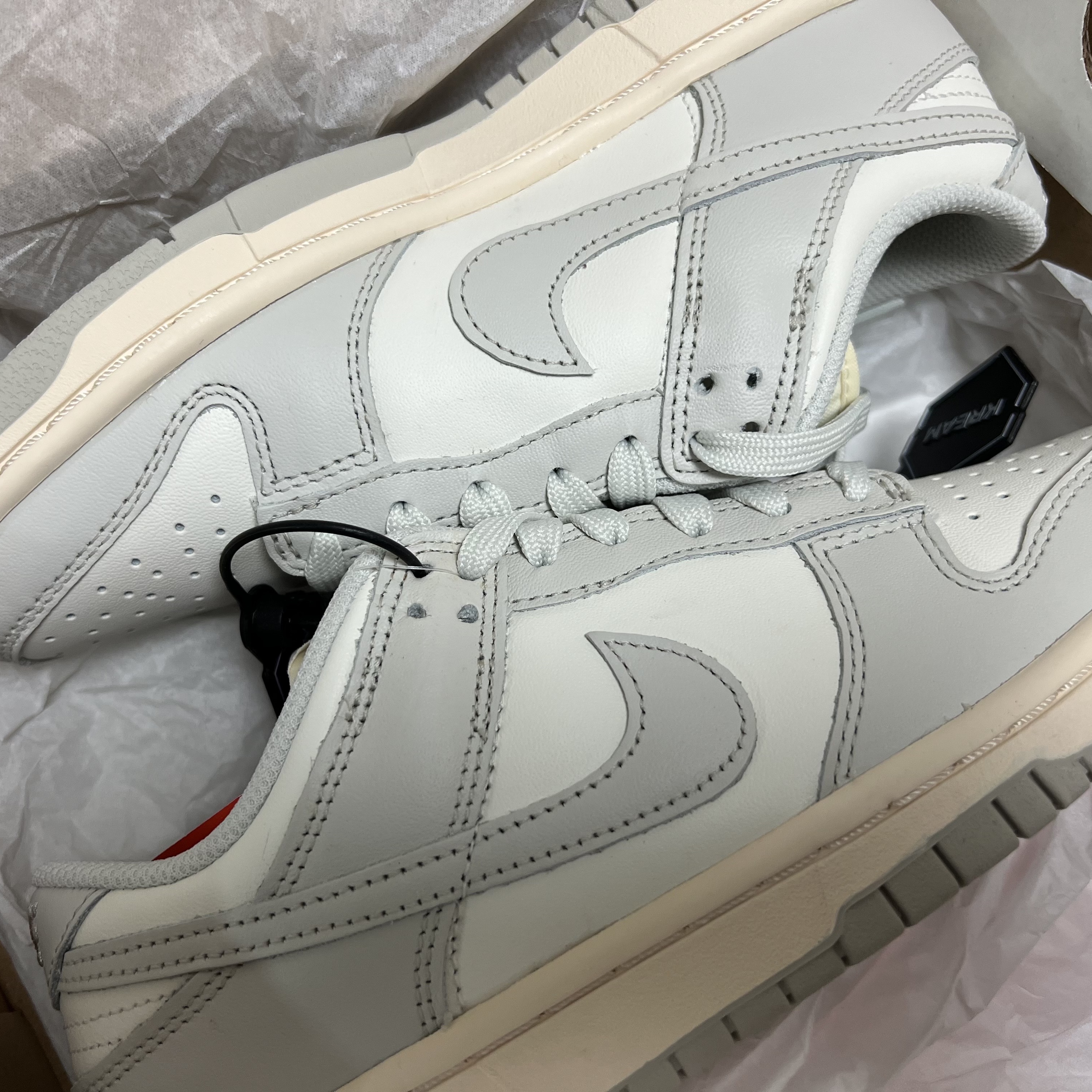 (W) Nike Dunk Low Light Bone 착용 스타일