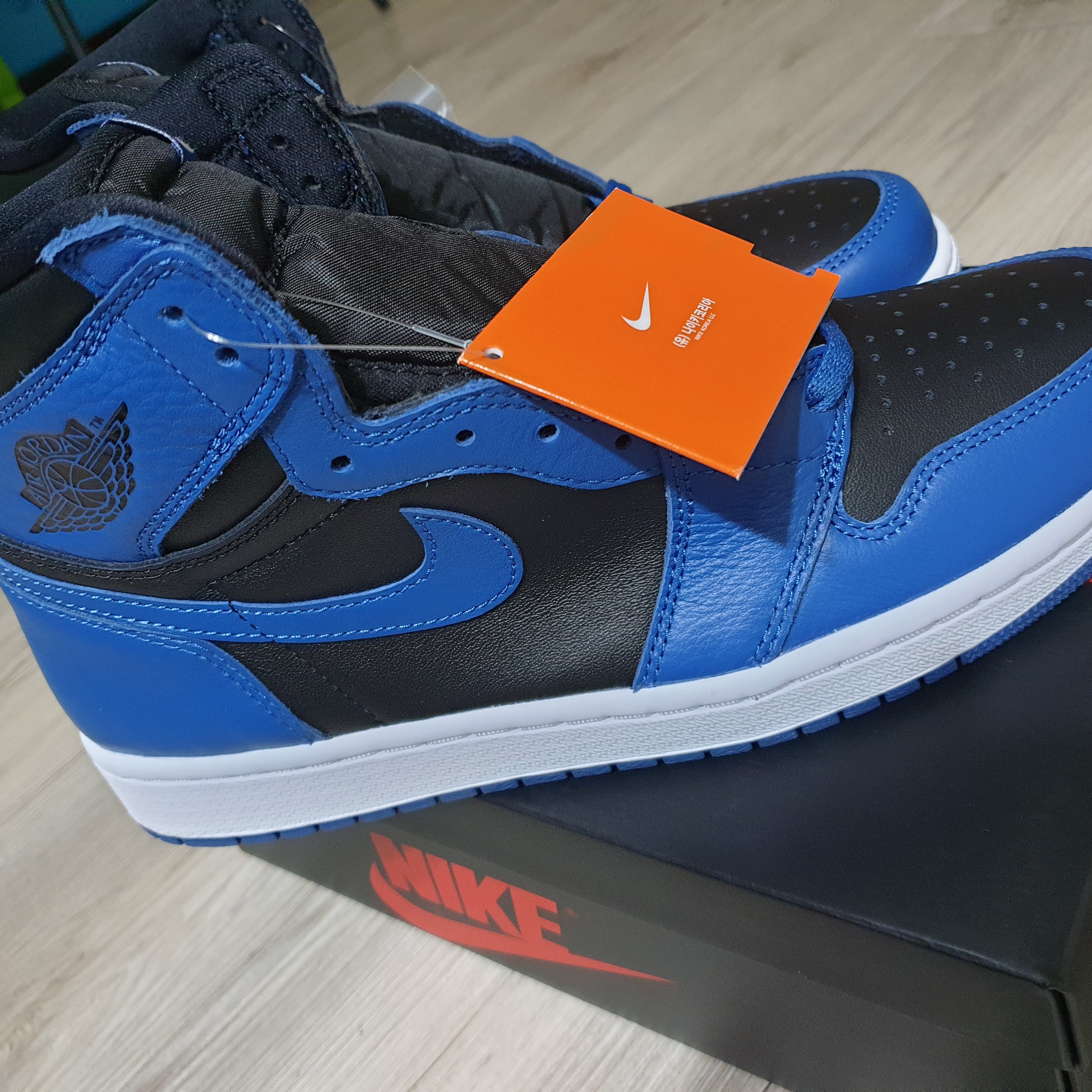 Jordan 1 Retro High OG Dark Marina Blue 착용 스타일