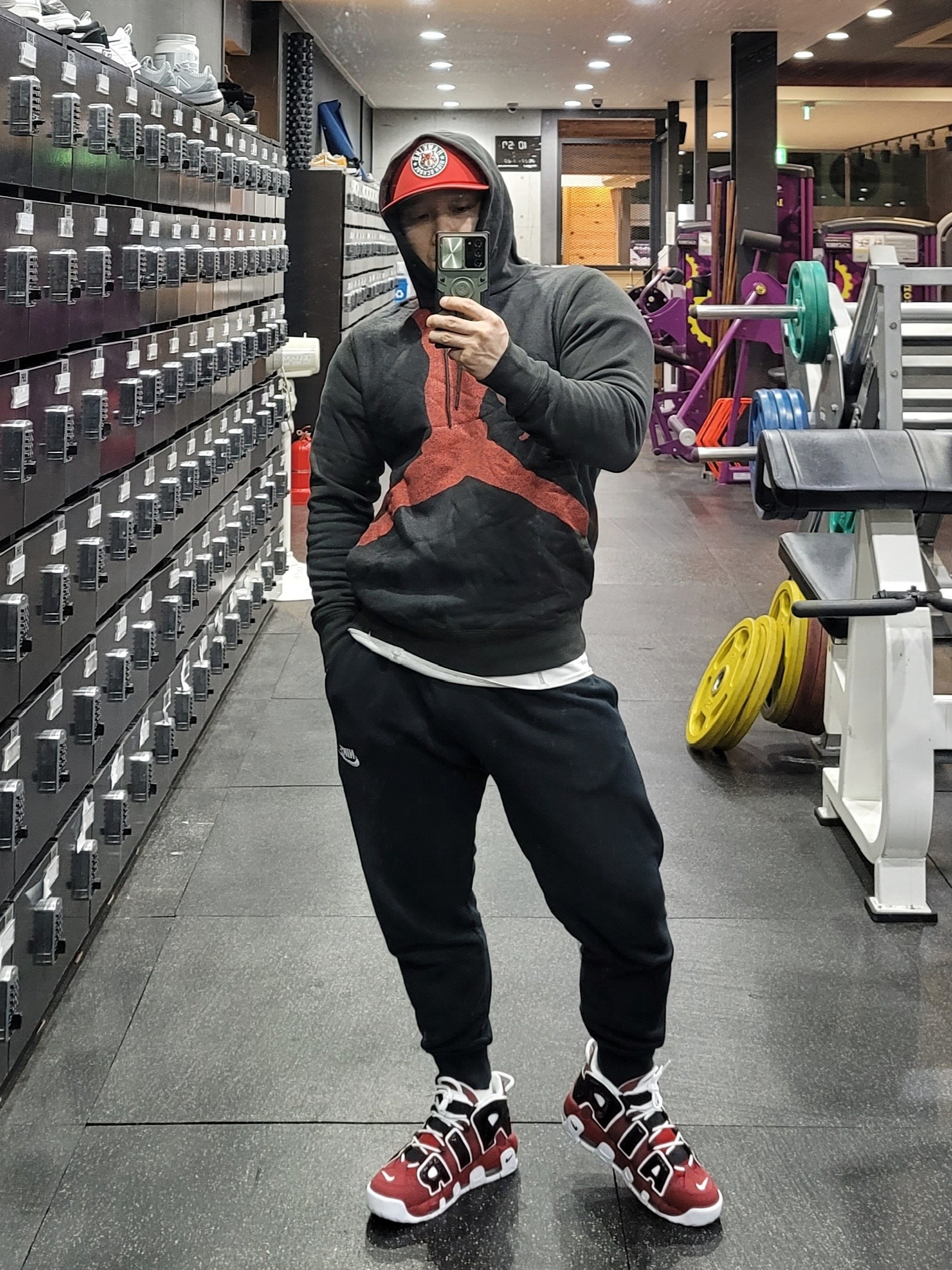Nike Air More Uptempo 96 Bulls 2021, Nike NSW Swoosh Therma-Fit Bomber Black - Asia 착용 스타일 - 2