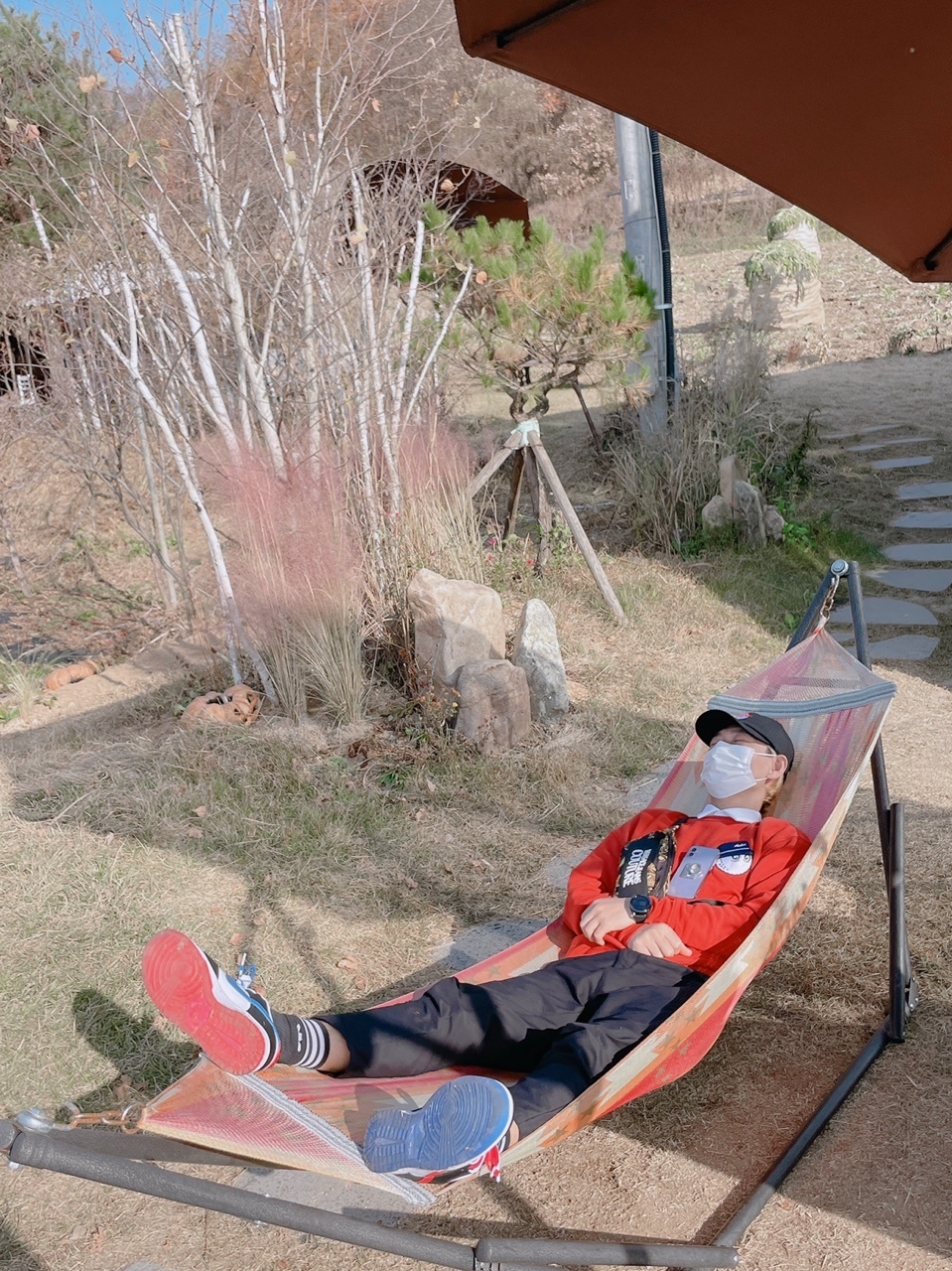 Nike Dunk Low SE Seoul 착용 스타일