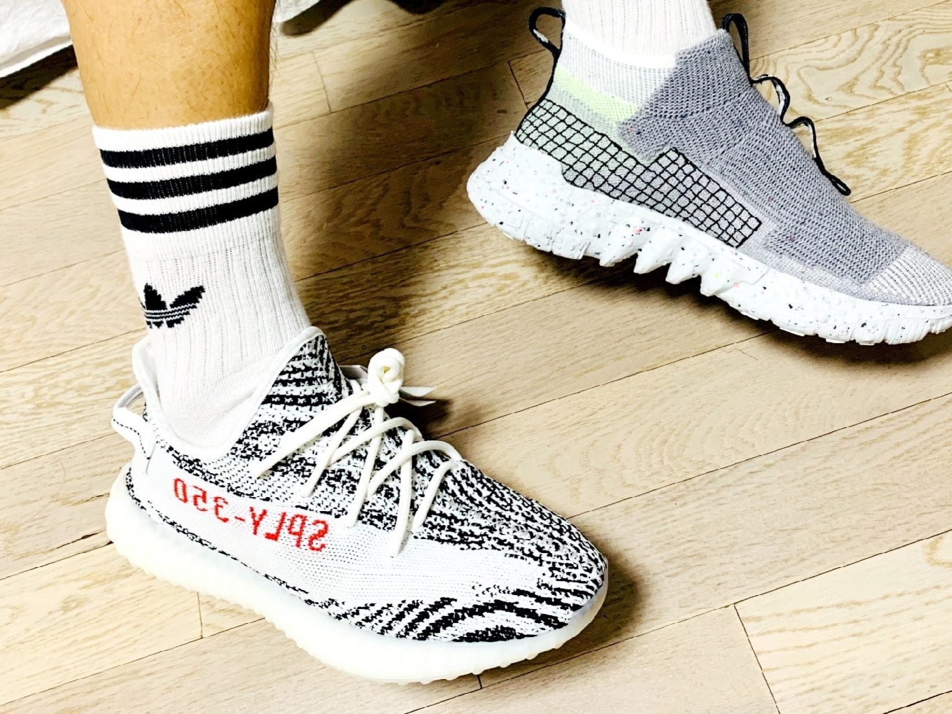 Adidas Yeezy Boost 350 V2 Zebra 2017/2019/2020, Nike Space Hippie 02 Volt 착용 스타일