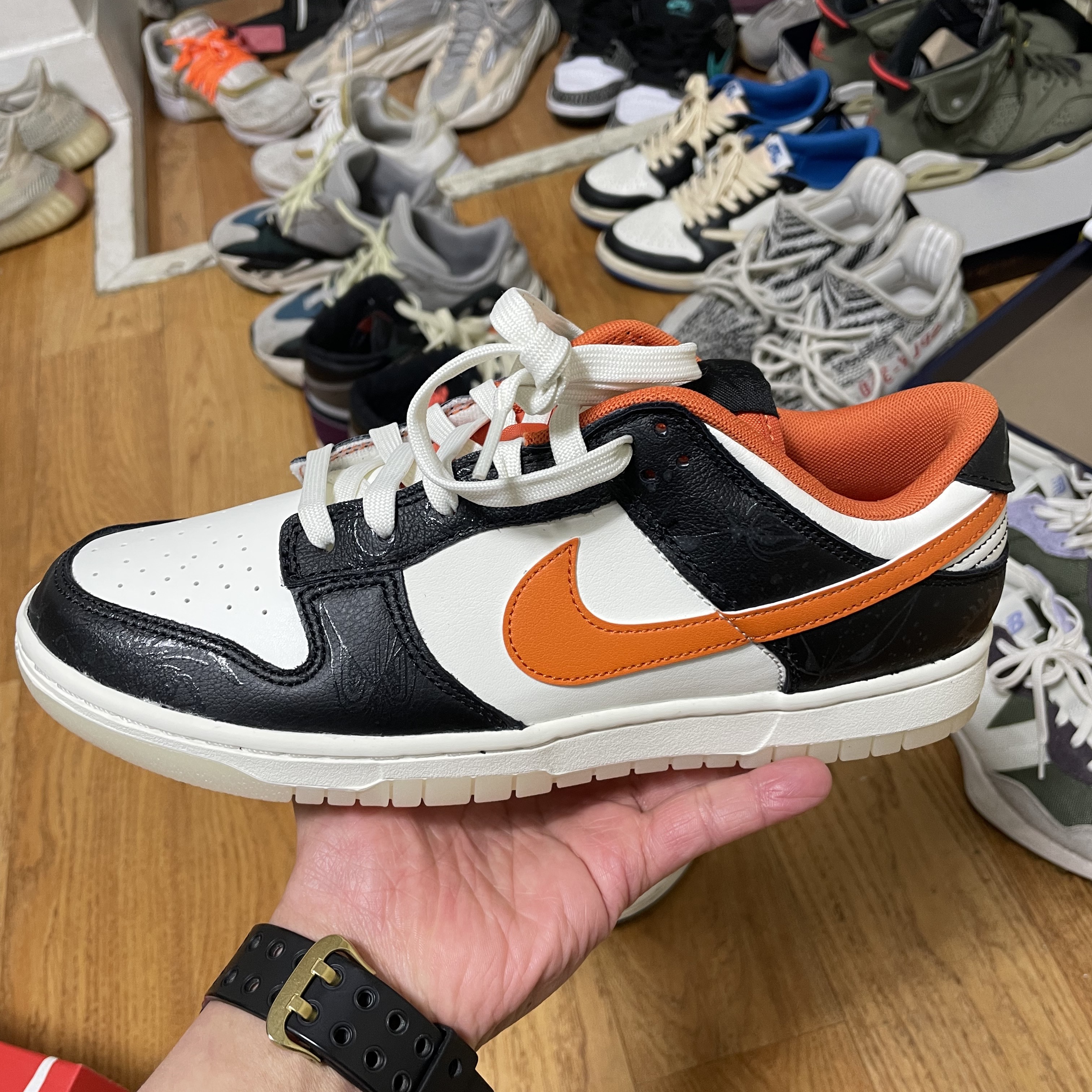Nike Dunk Low Retro PRM Halloween 착용 스타일 - 2