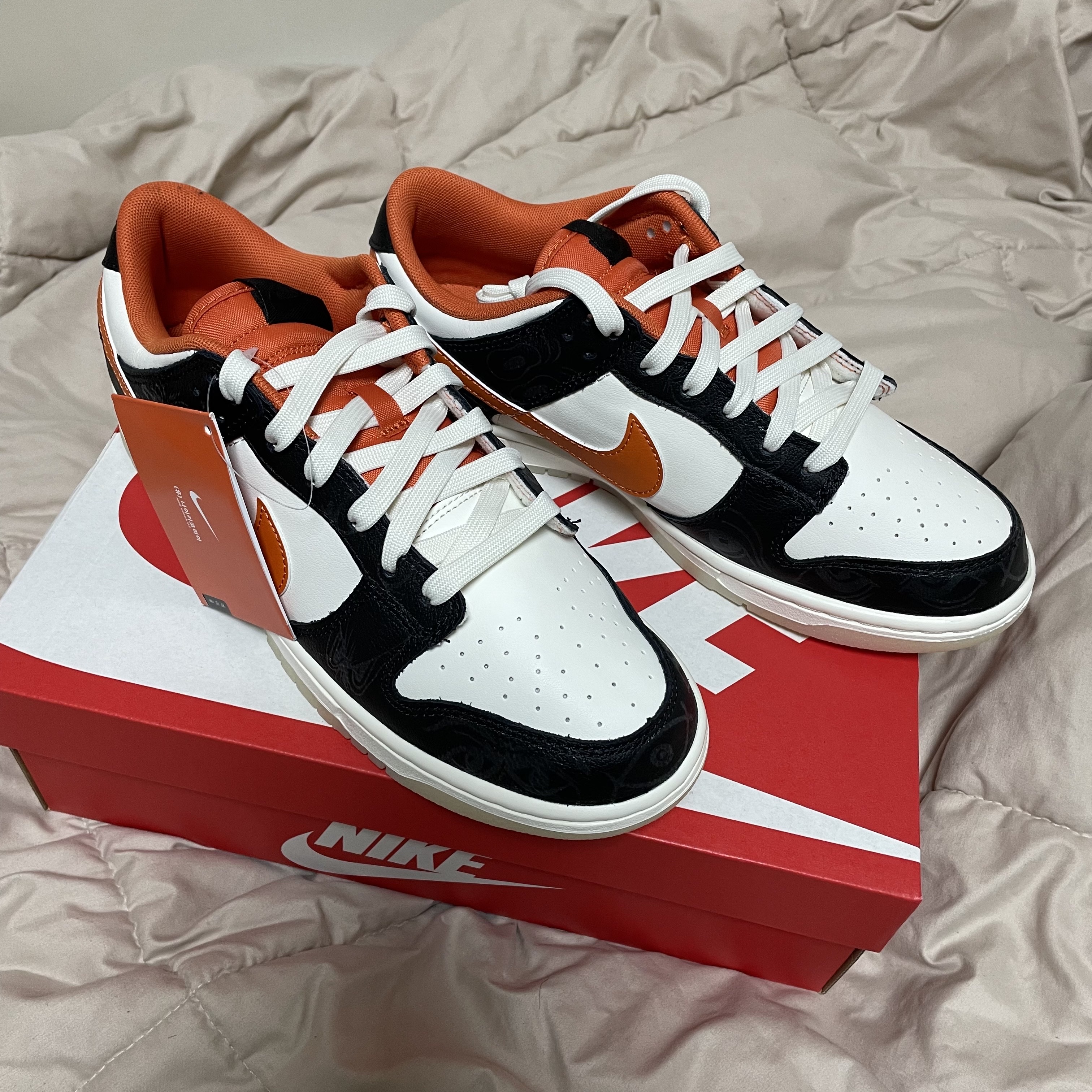 Nike Dunk Low Retro PRM Halloween 착용 스타일