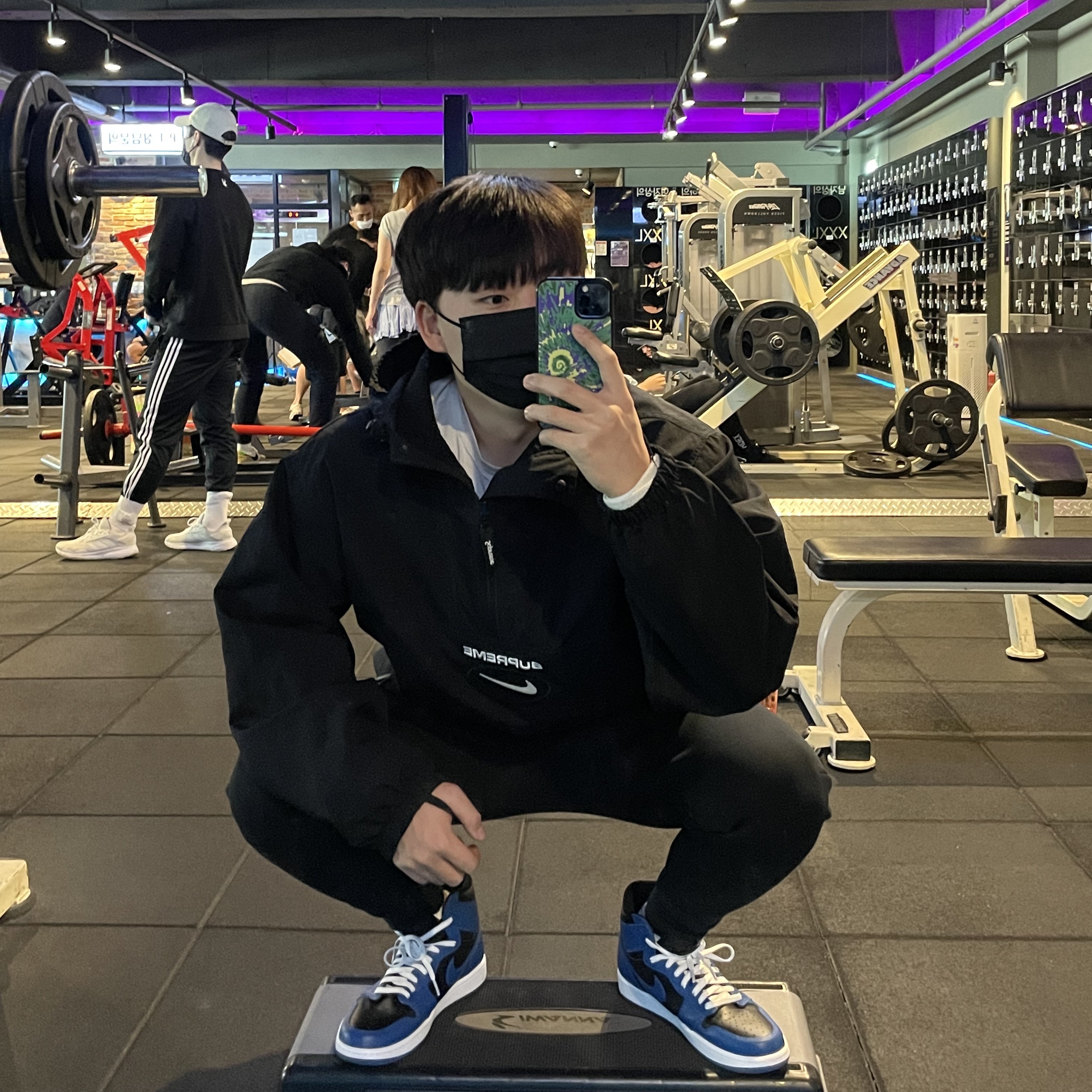 Supreme x Nike Jewel Reversible Ripstop Anorak Black - 20FW, Jordan 1 Retro High OG Dark Marina Blue 착용 스타일