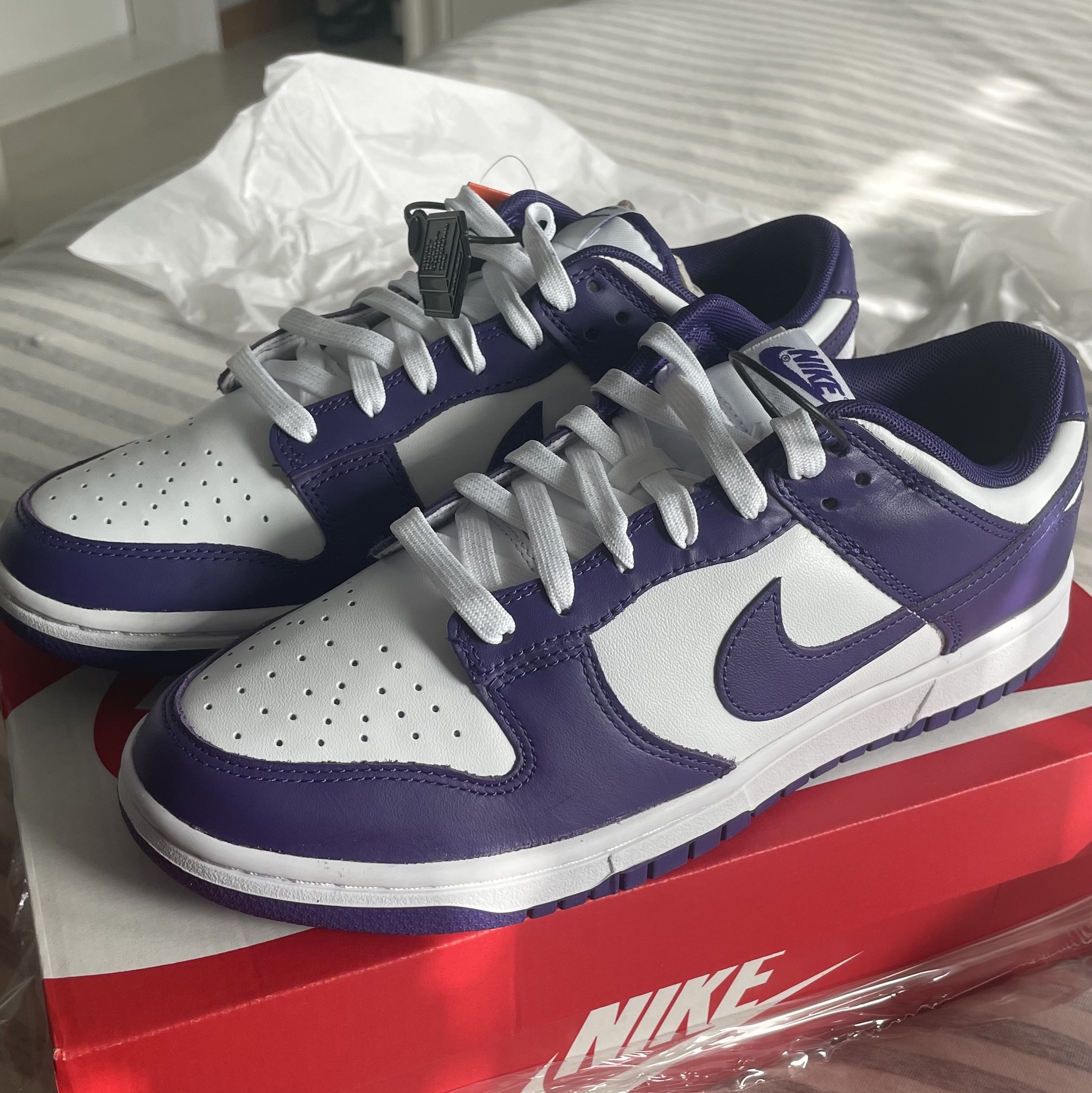 Nike Dunk Low Retro Championship Court Purple 착용 스타일 - 1