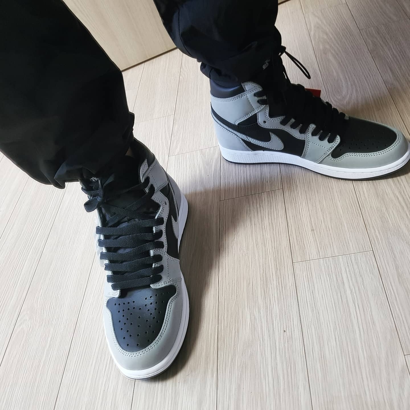 Jordan 1 Retro High OG Shadow 2.0 착용 스타일 - 2