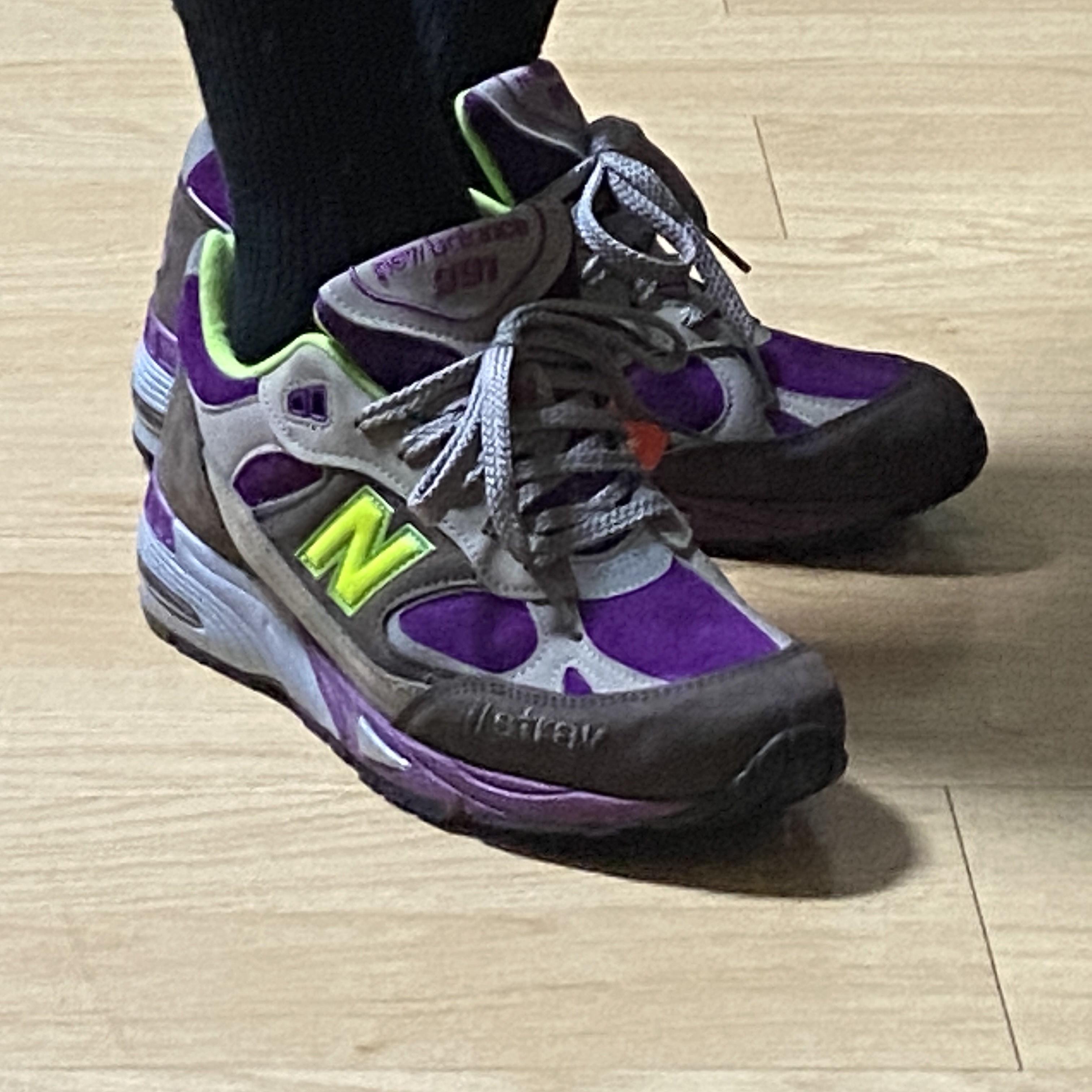 New Balance x Stray Rats 991 Made in UK Grey Purple Green 착용 스타일