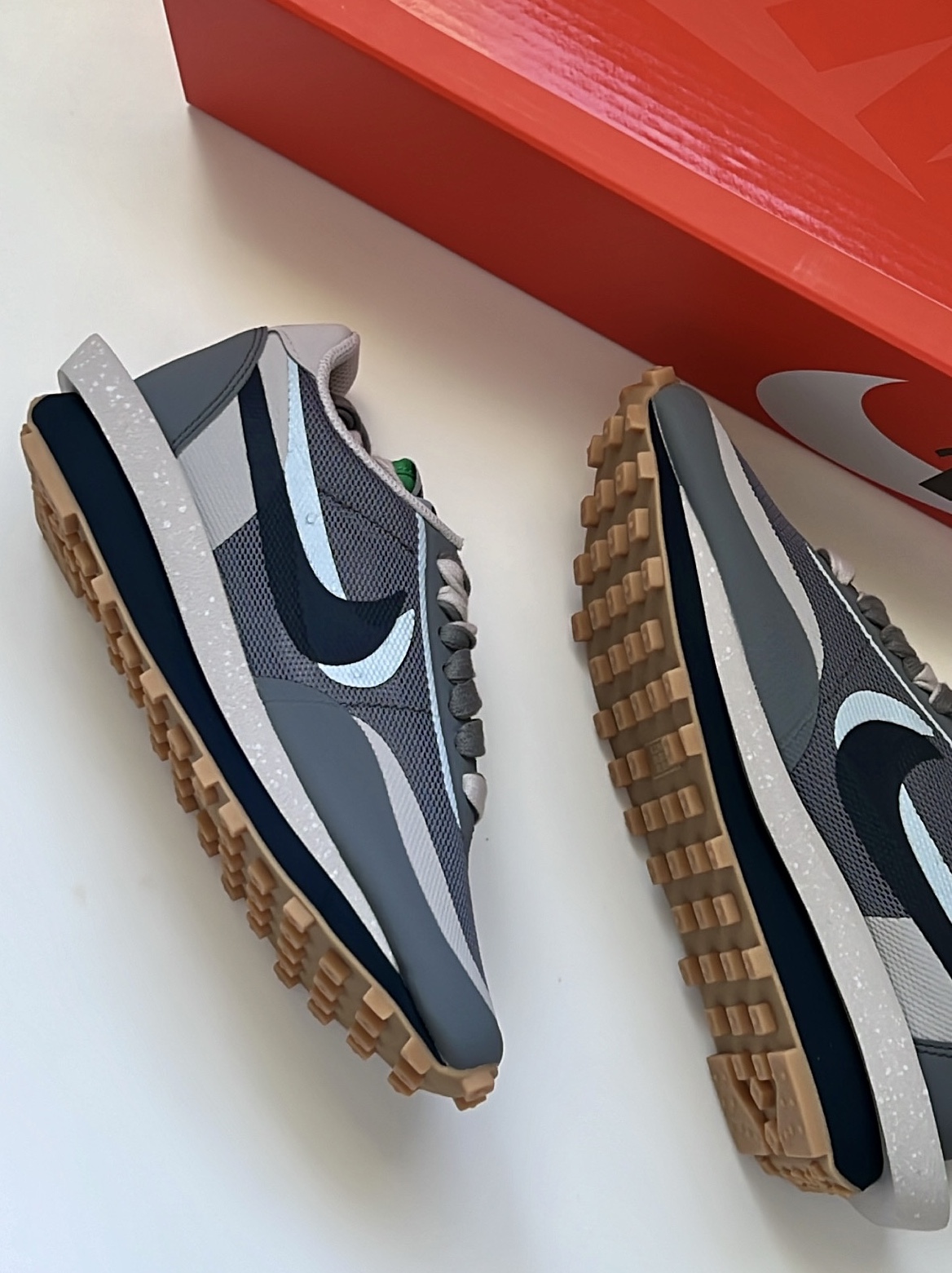 Nike x Sacai x Clot LDWaffle Cool Grey 착용 스타일