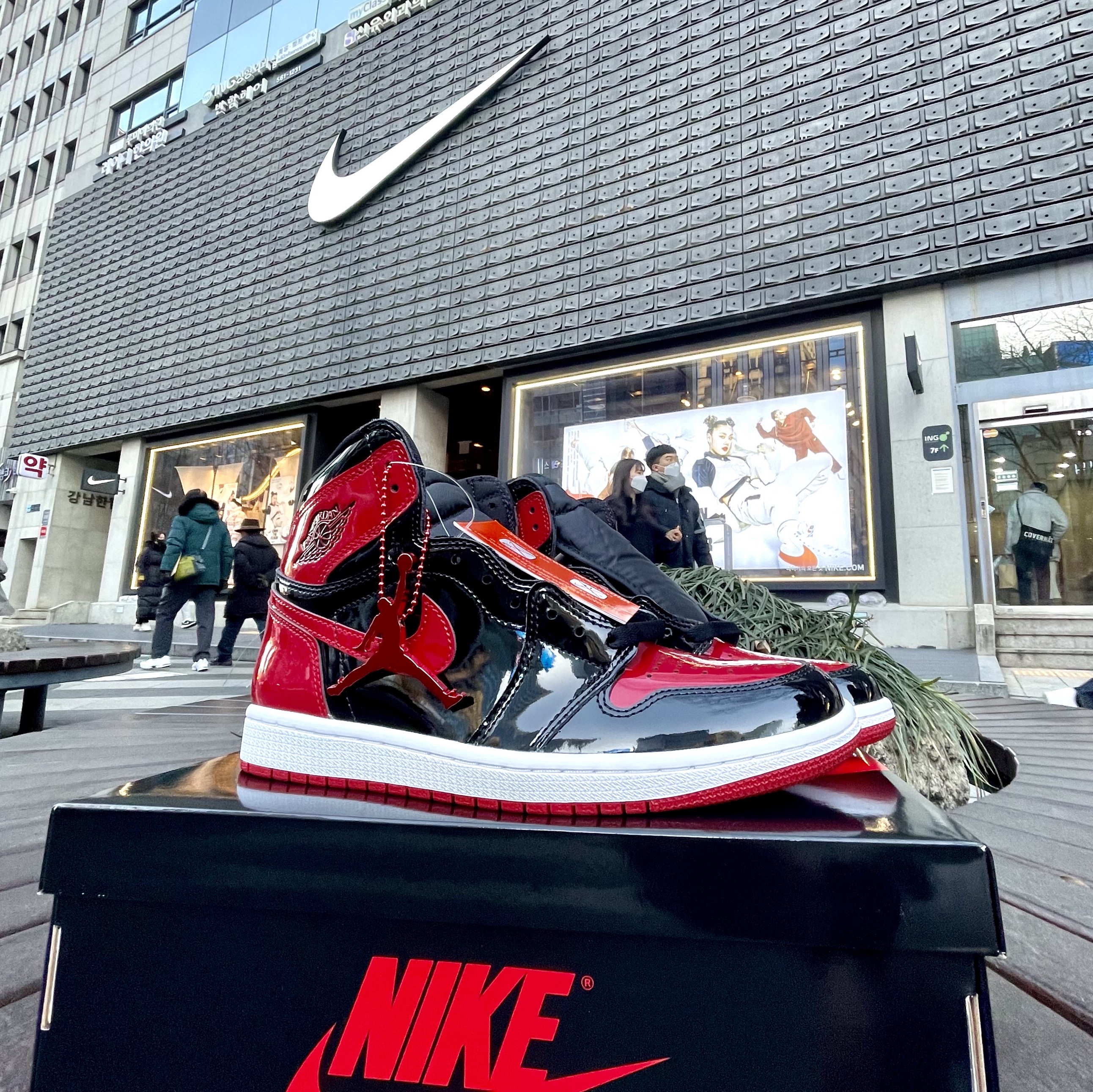 Jordan 1 Retro High OG Patent Bred, (GS) Jordan 1 Retro High OG Patent Bred 착용 스타일