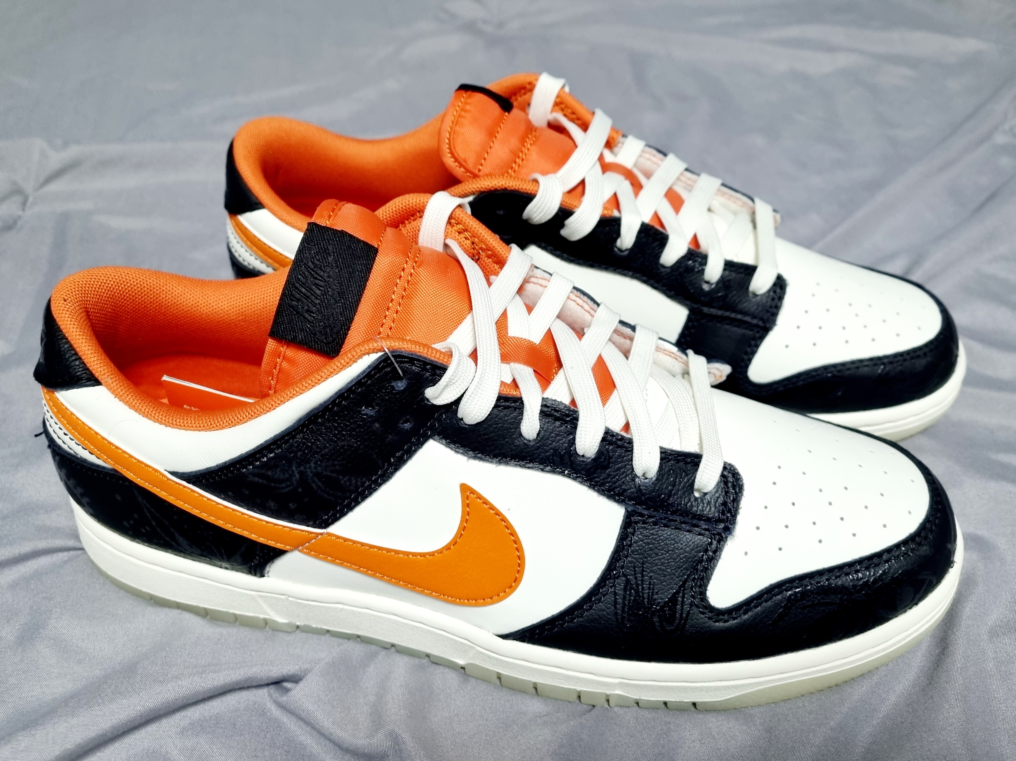 Nike Dunk Low Retro PRM Halloween 착용 스타일