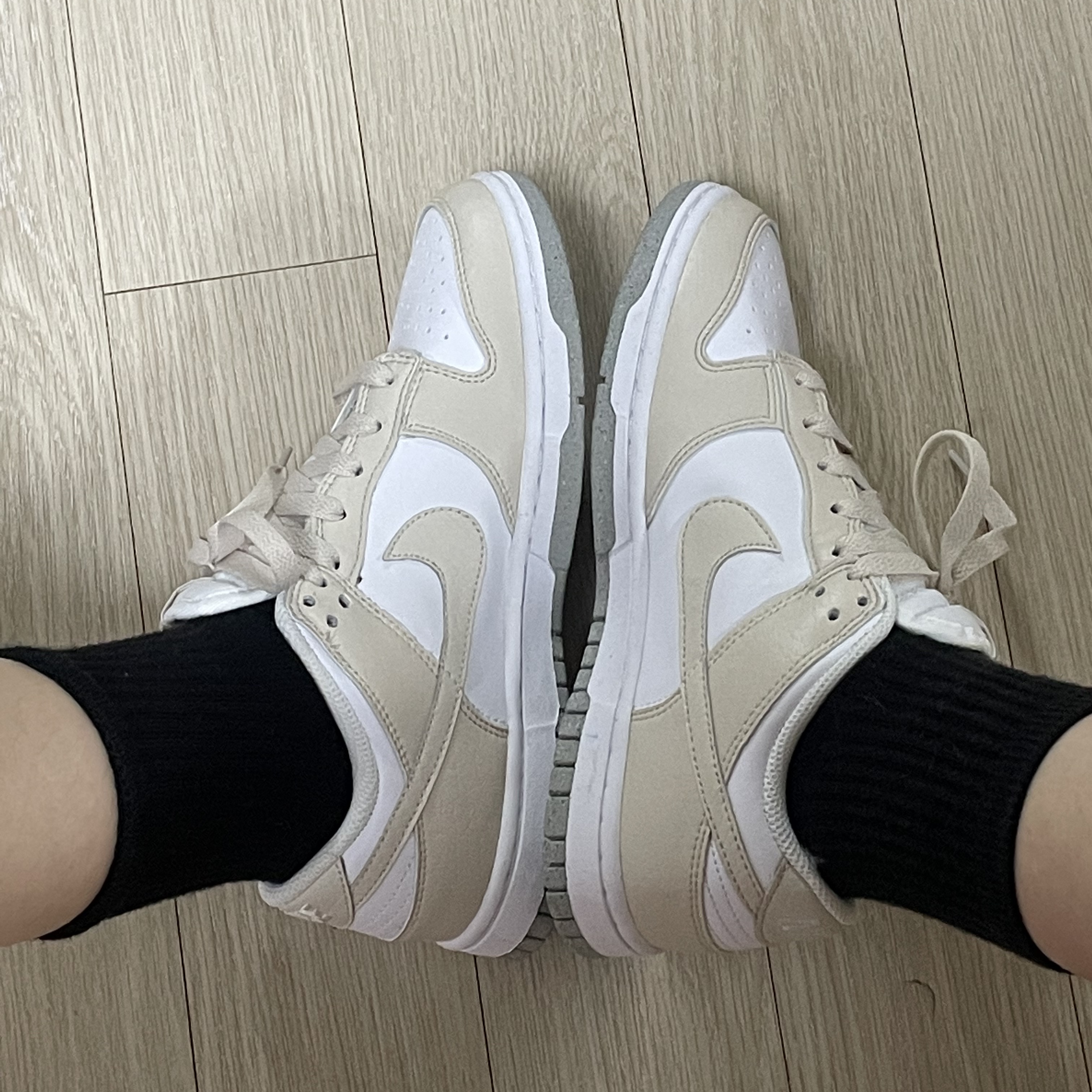 (W) Nike Dunk Low Next Nature Light Orewood Brown 착용 스타일