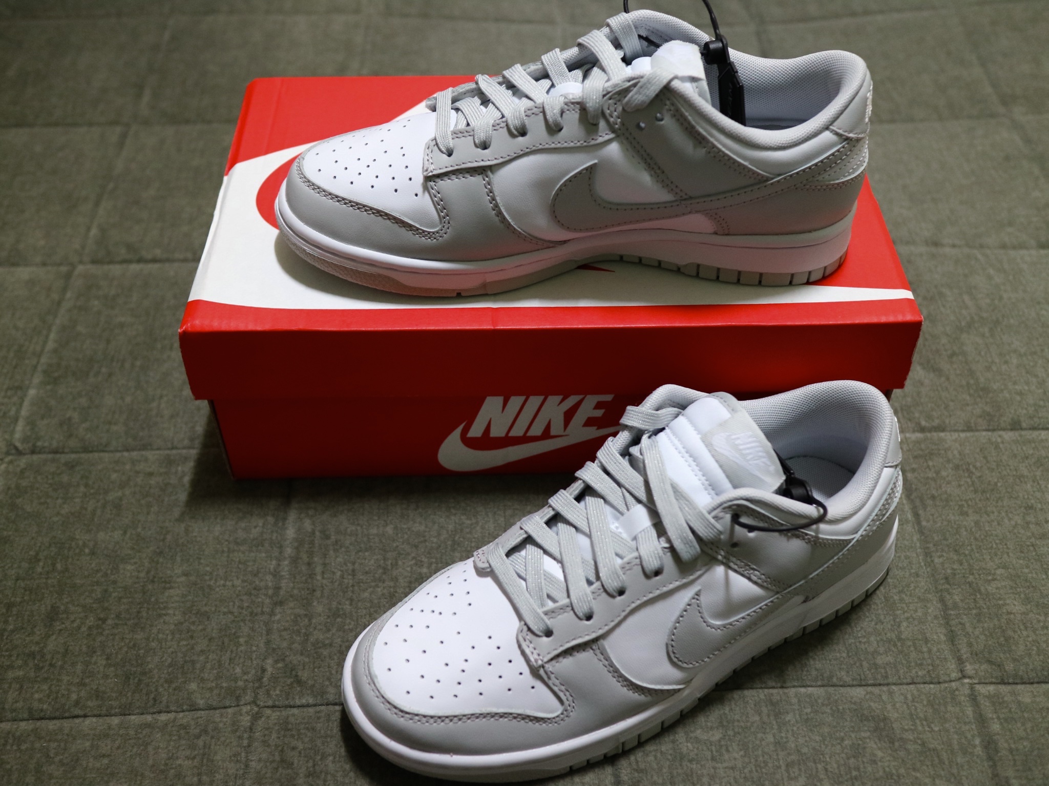 Nike Dunk Low Retro Grey Fog 착용 스타일 - 3
