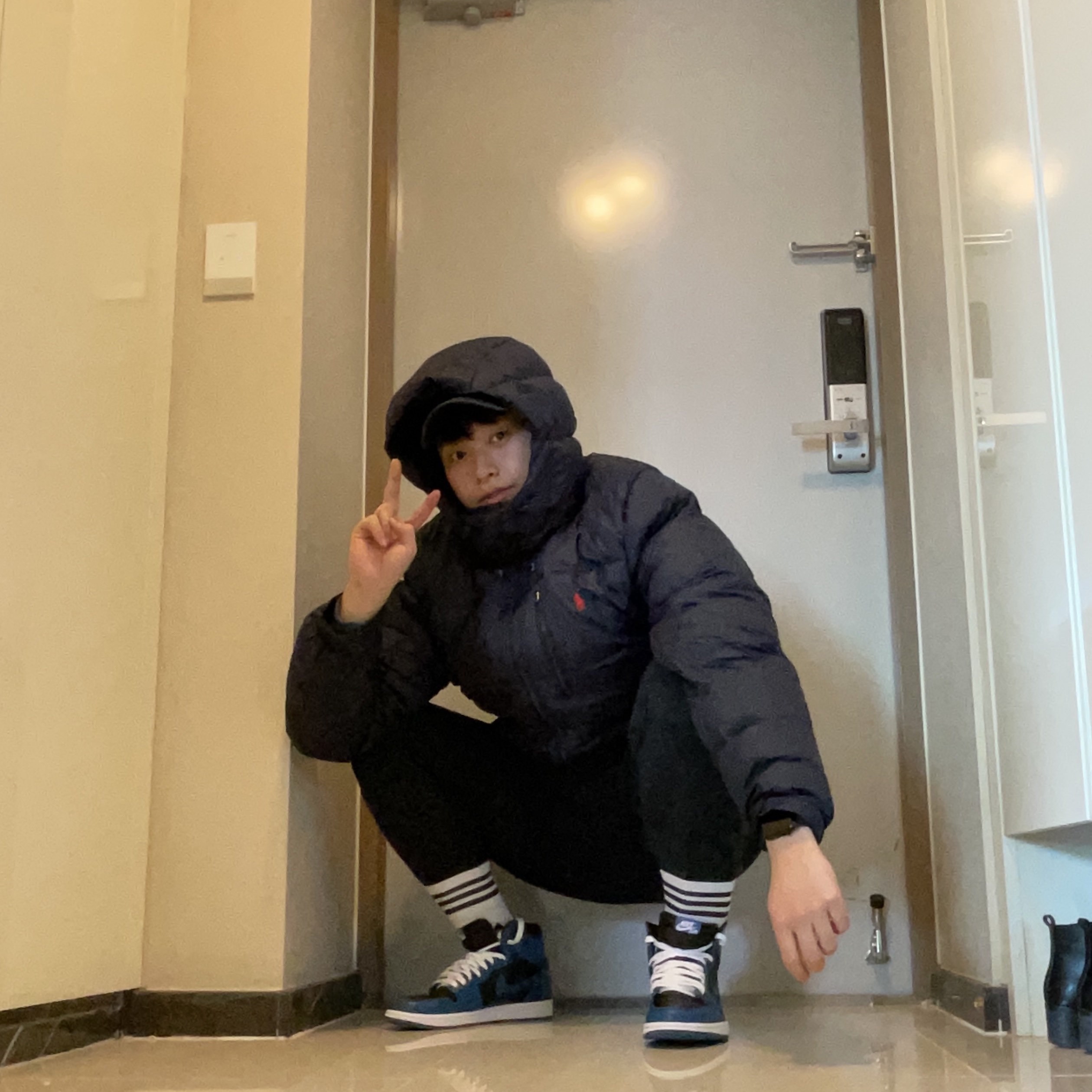 Jordan 1 Retro High OG Dark Marina Blue 착용 스타일