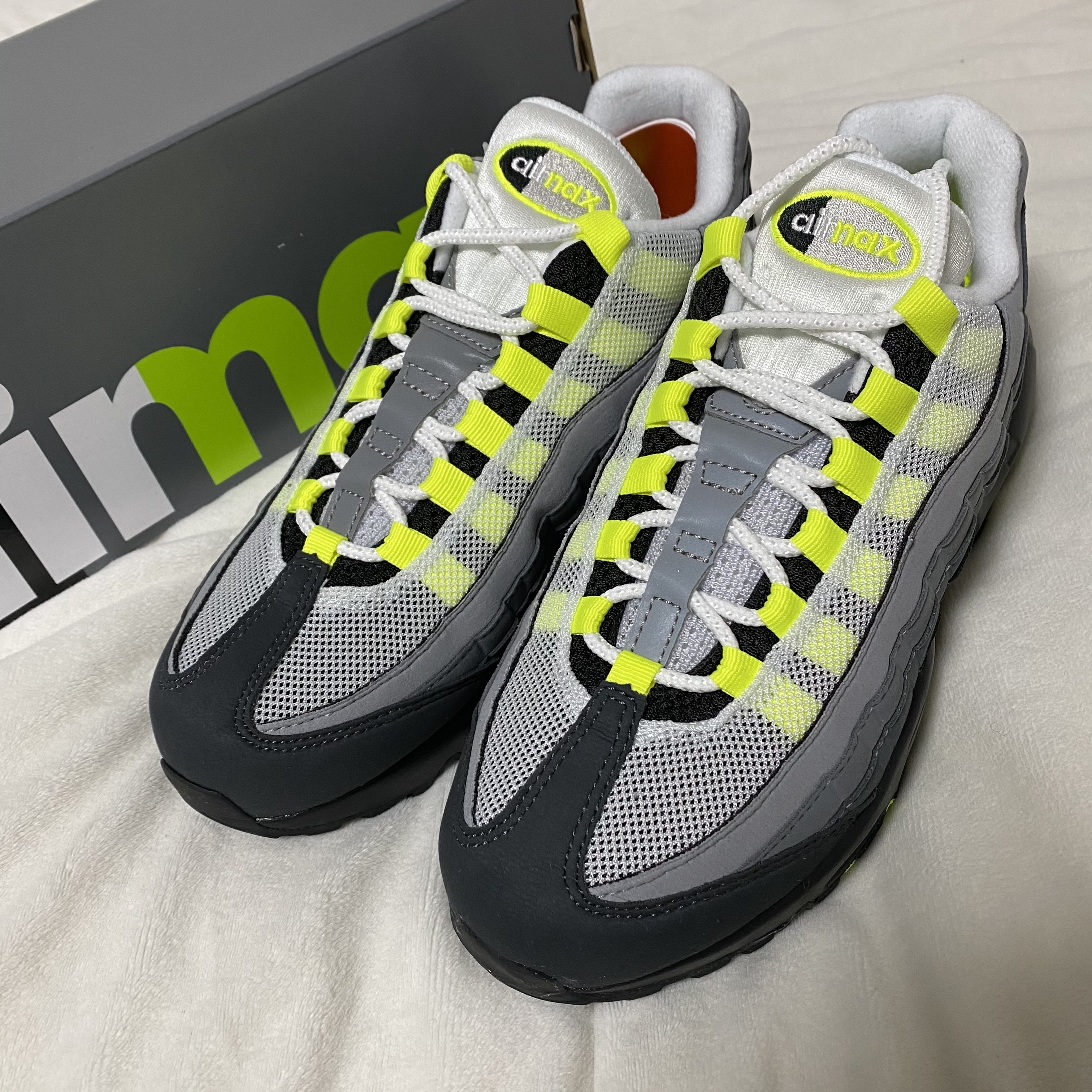 Nike Air Max 95 OG Neon 2015 착용 스타일