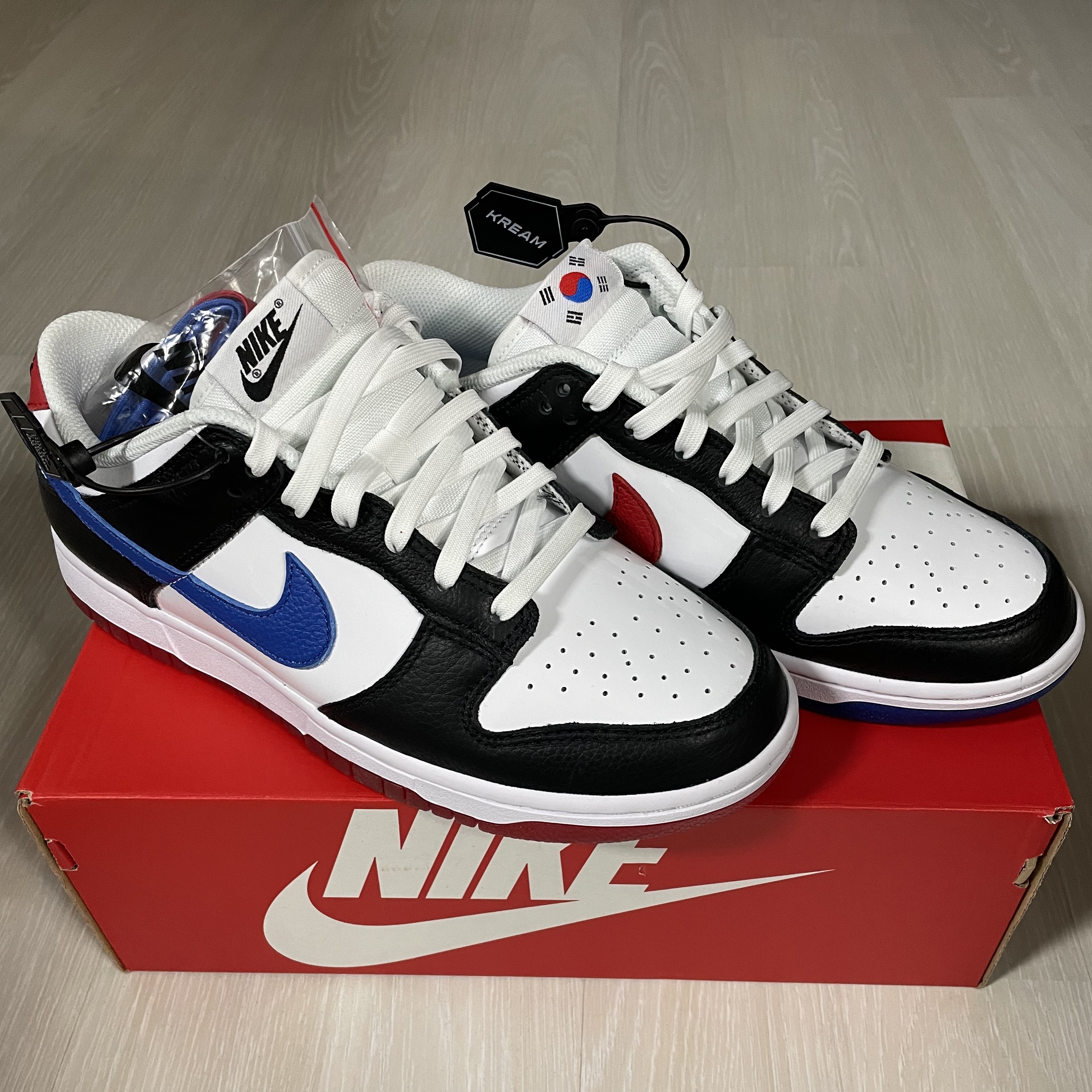 Nike Dunk Low SE Seoul 착용 스타일