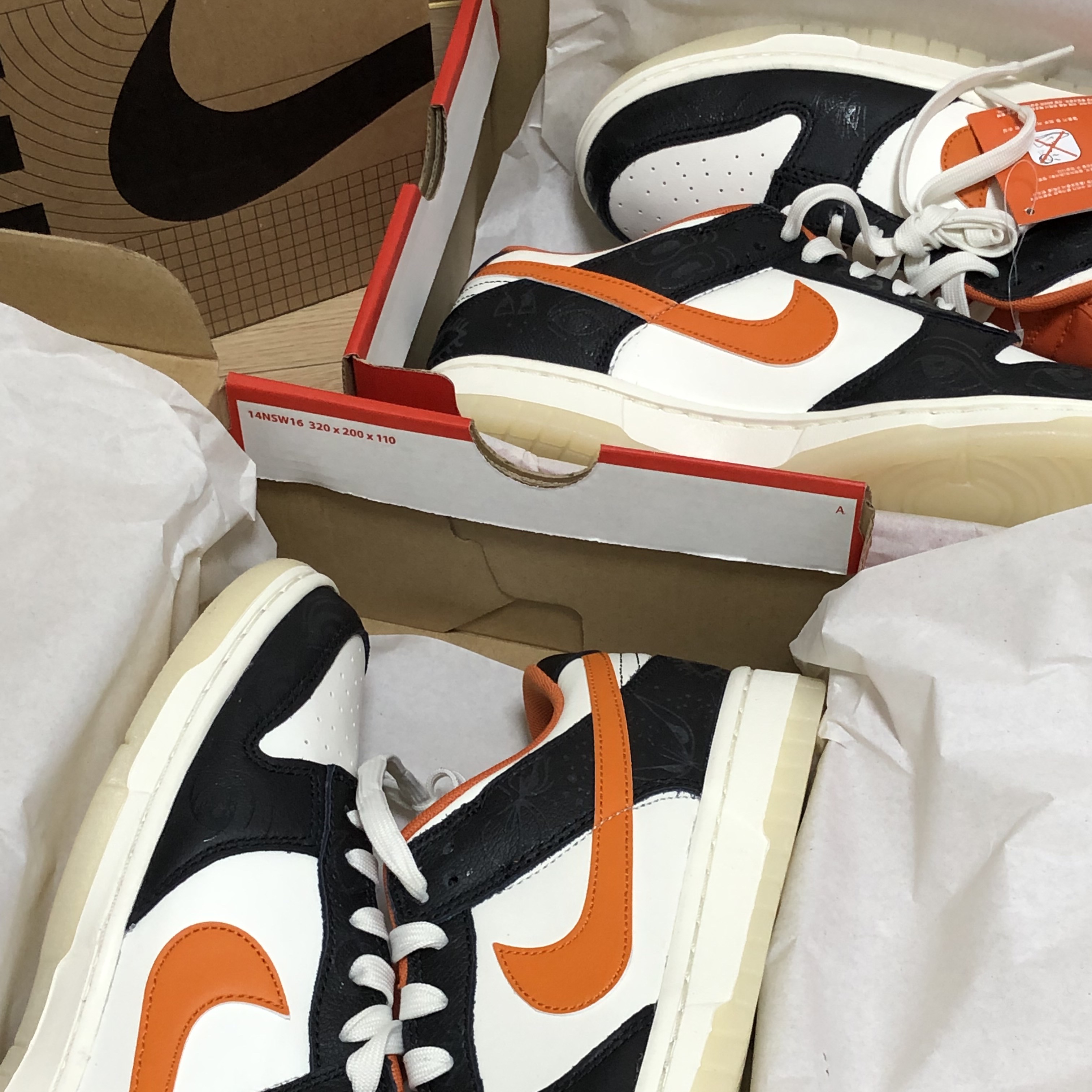 Nike Dunk Low Retro PRM Halloween 착용 스타일