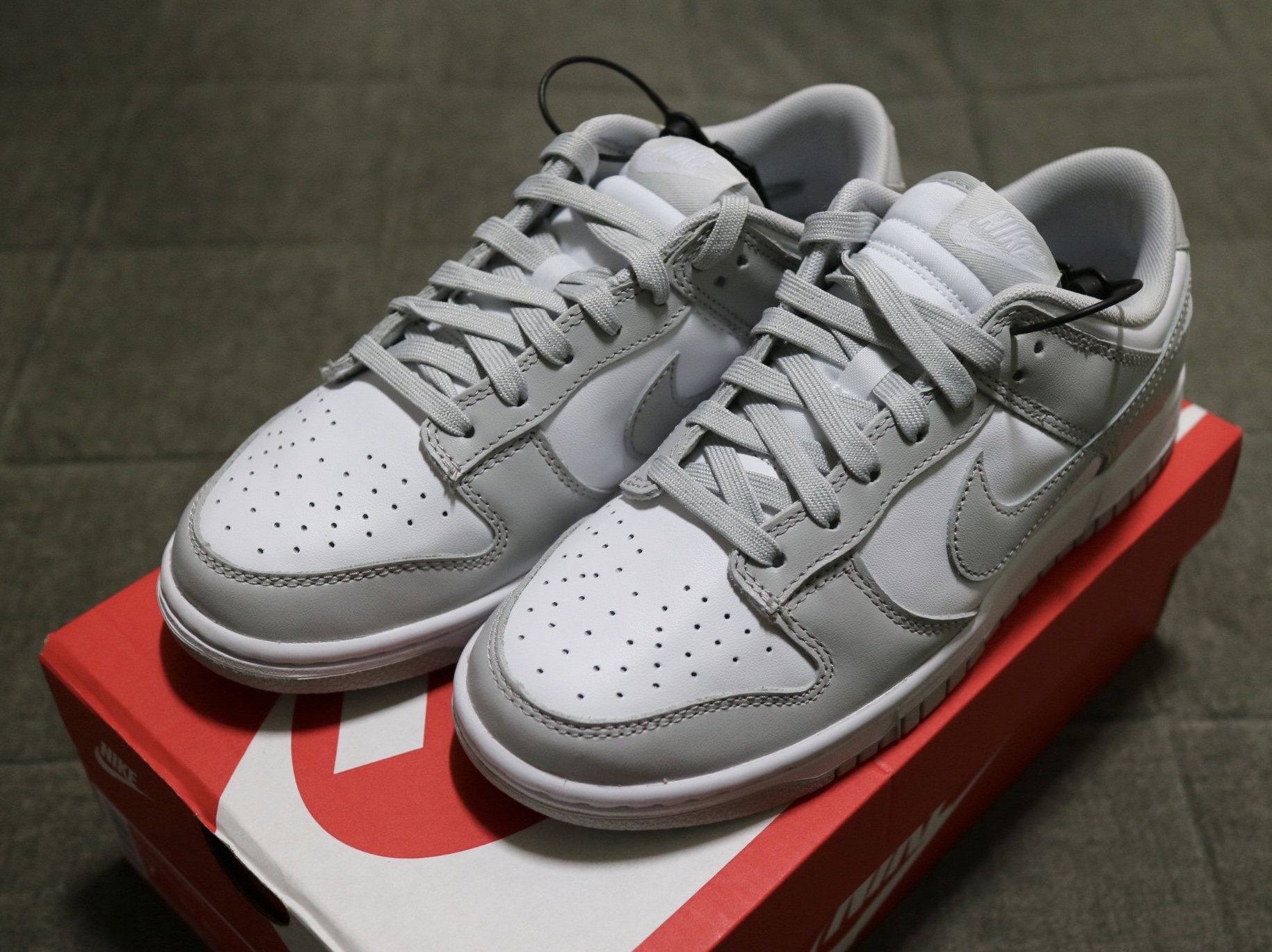 Nike Dunk Low Retro Grey Fog 착용 스타일 - 2
