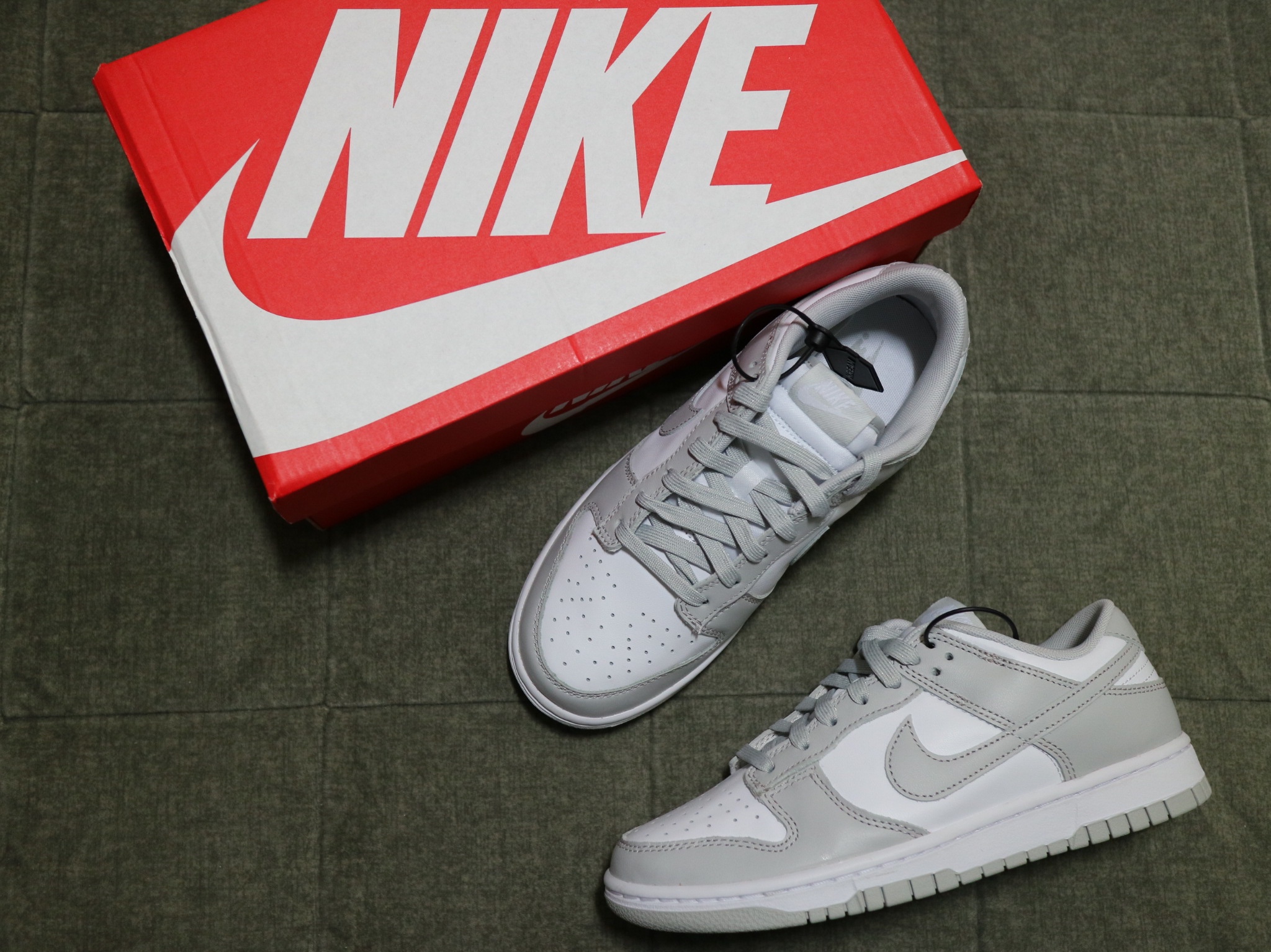Nike Dunk Low Retro Grey Fog 착용 스타일 - 5