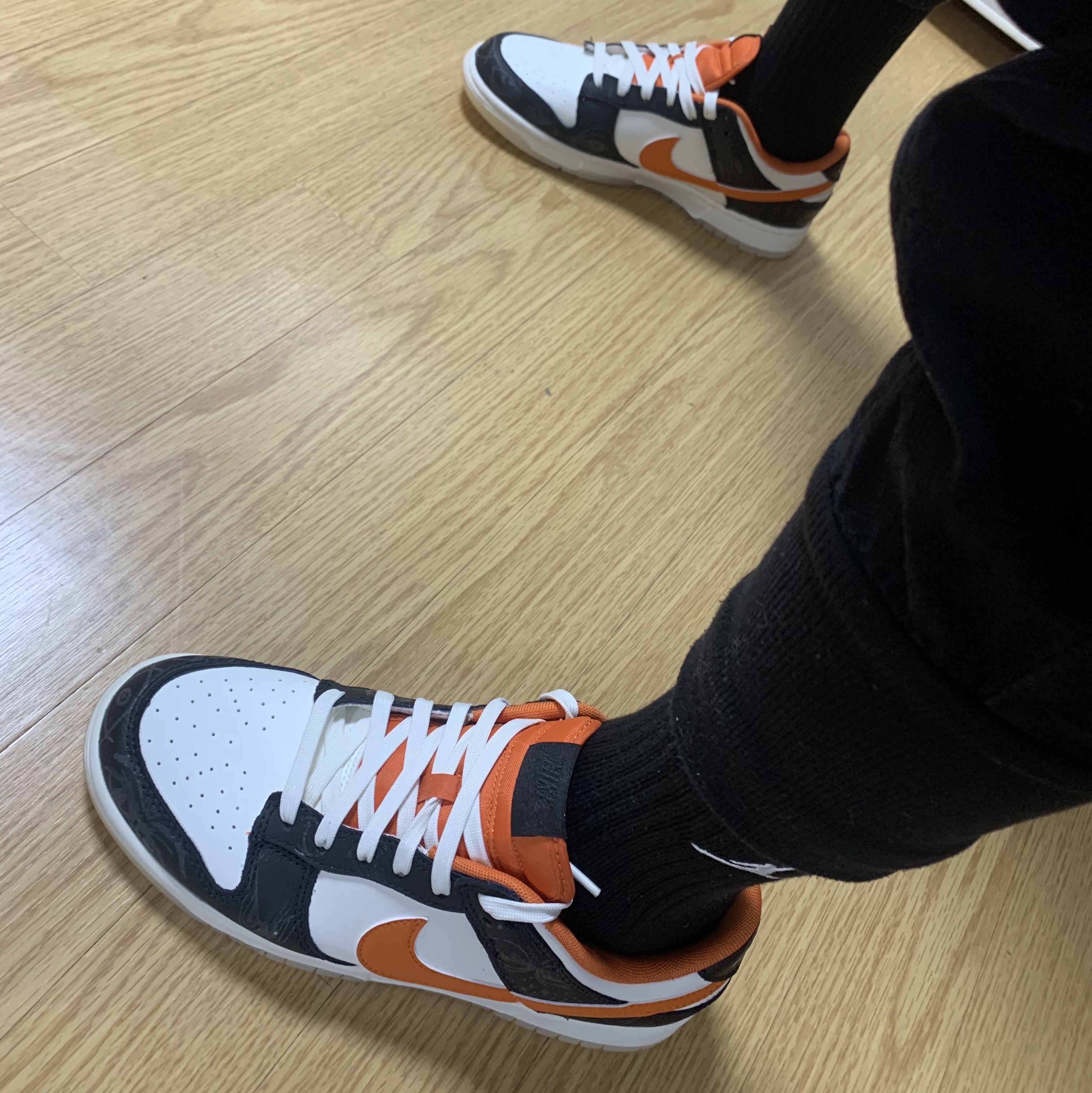 Nike Dunk Low Retro PRM Halloween 착용 스타일 - 1