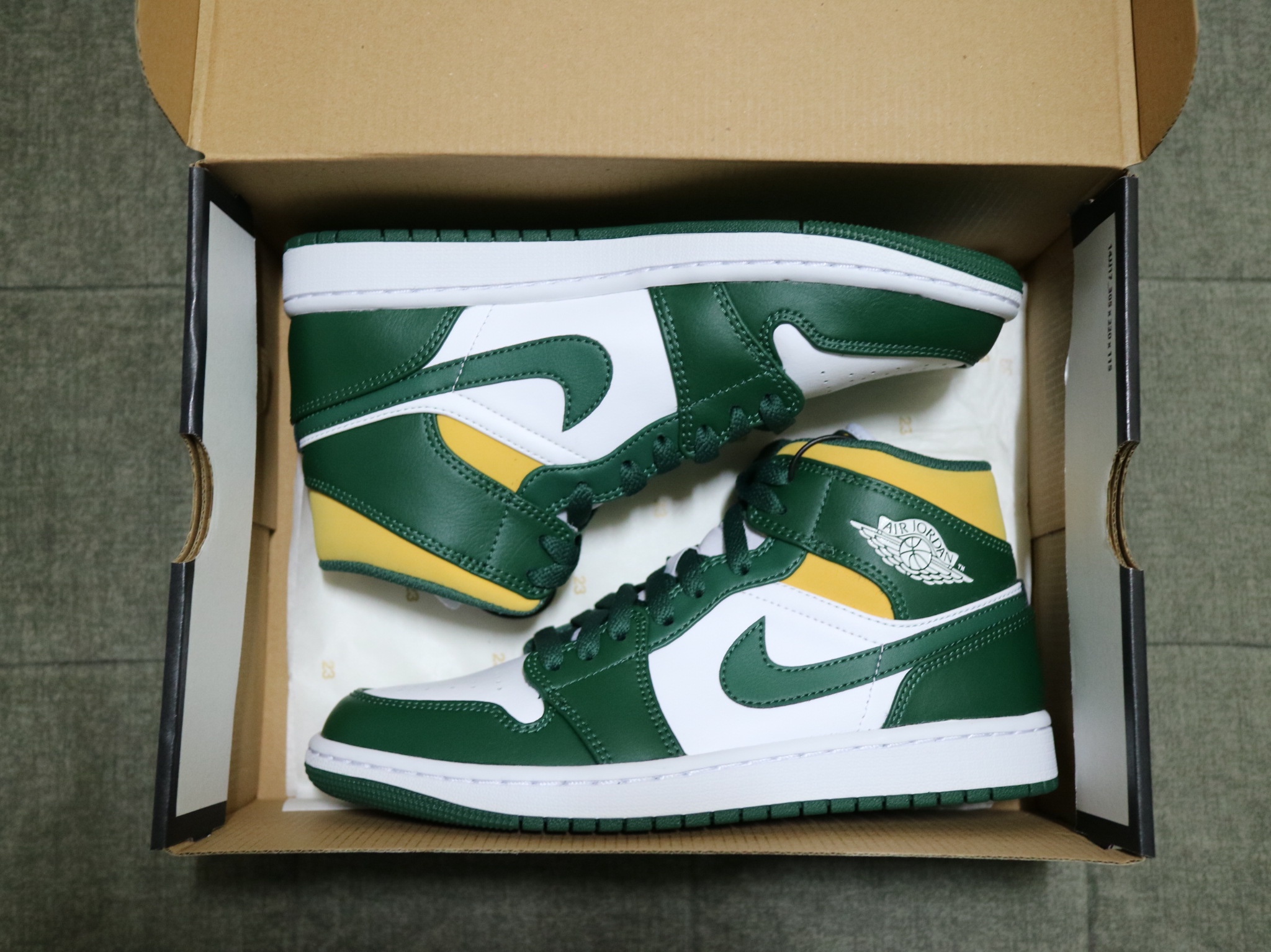 Jordan 1 Mid Sonics 2021 착용 스타일 - 5