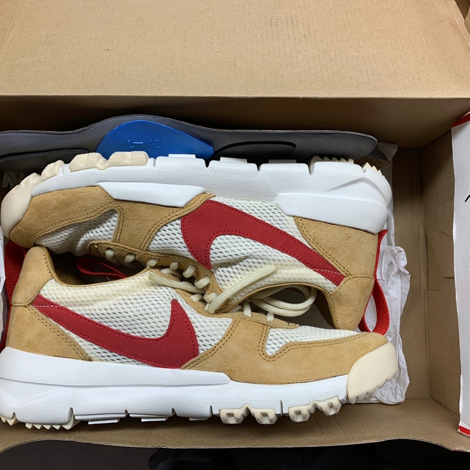 Nike x Tom Sachs Mars Yard Shoe 2.0 Space Camp 착용 스타일 - 3