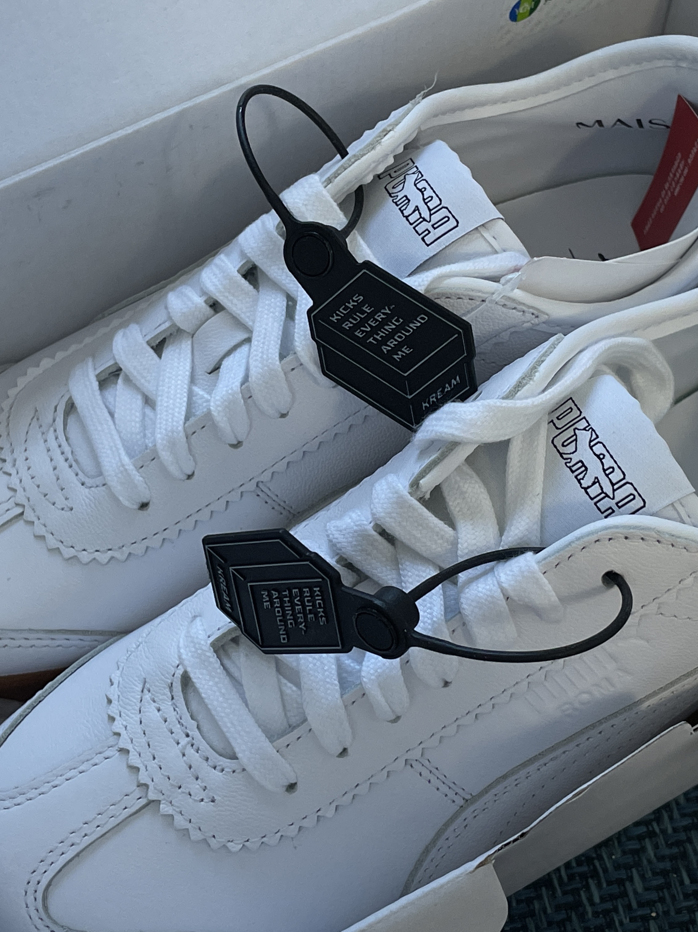 Puma x Maison Kitsune Roma White 착용 스타일 - 4