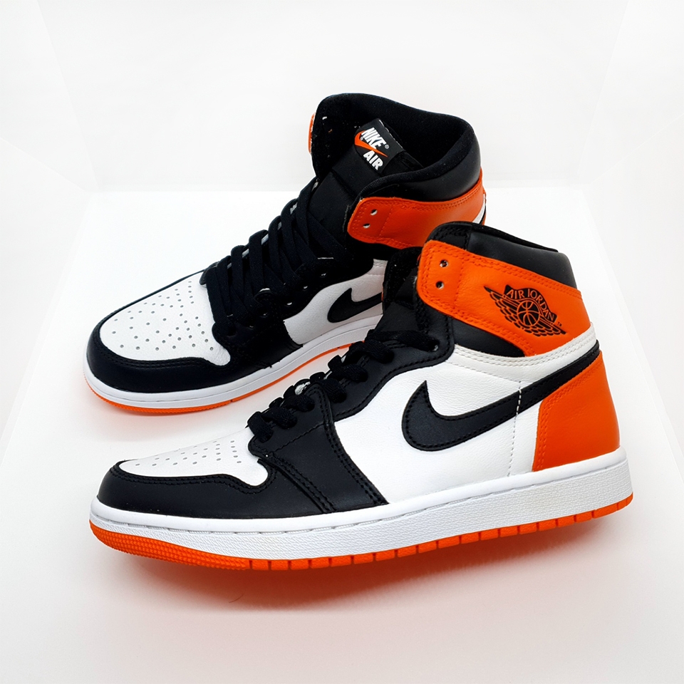 Jordan 1 Retro High OG Electro Orange 착용 스타일 - 1