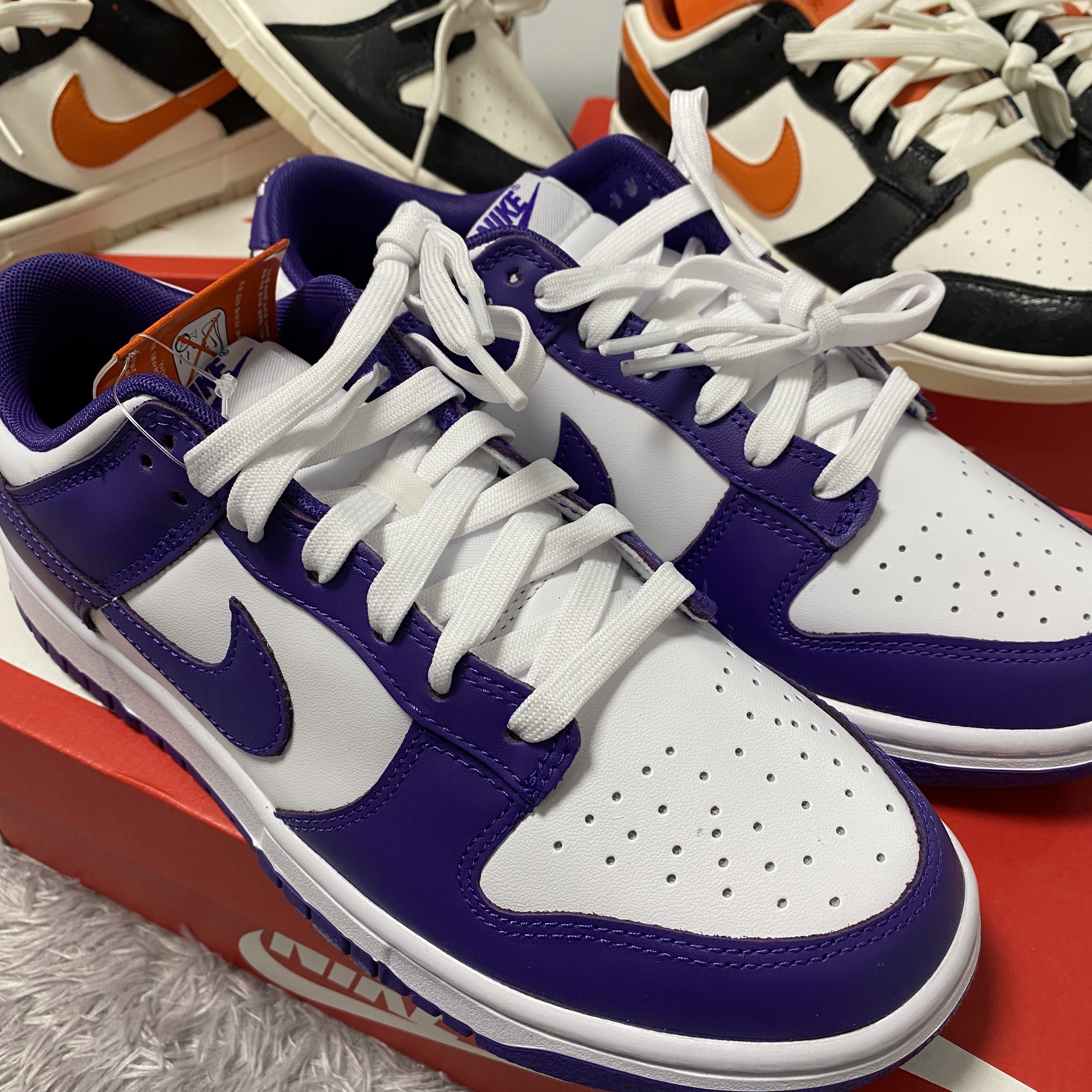 Nike Dunk Low Retro Championship Court Purple 착용 스타일 - 1