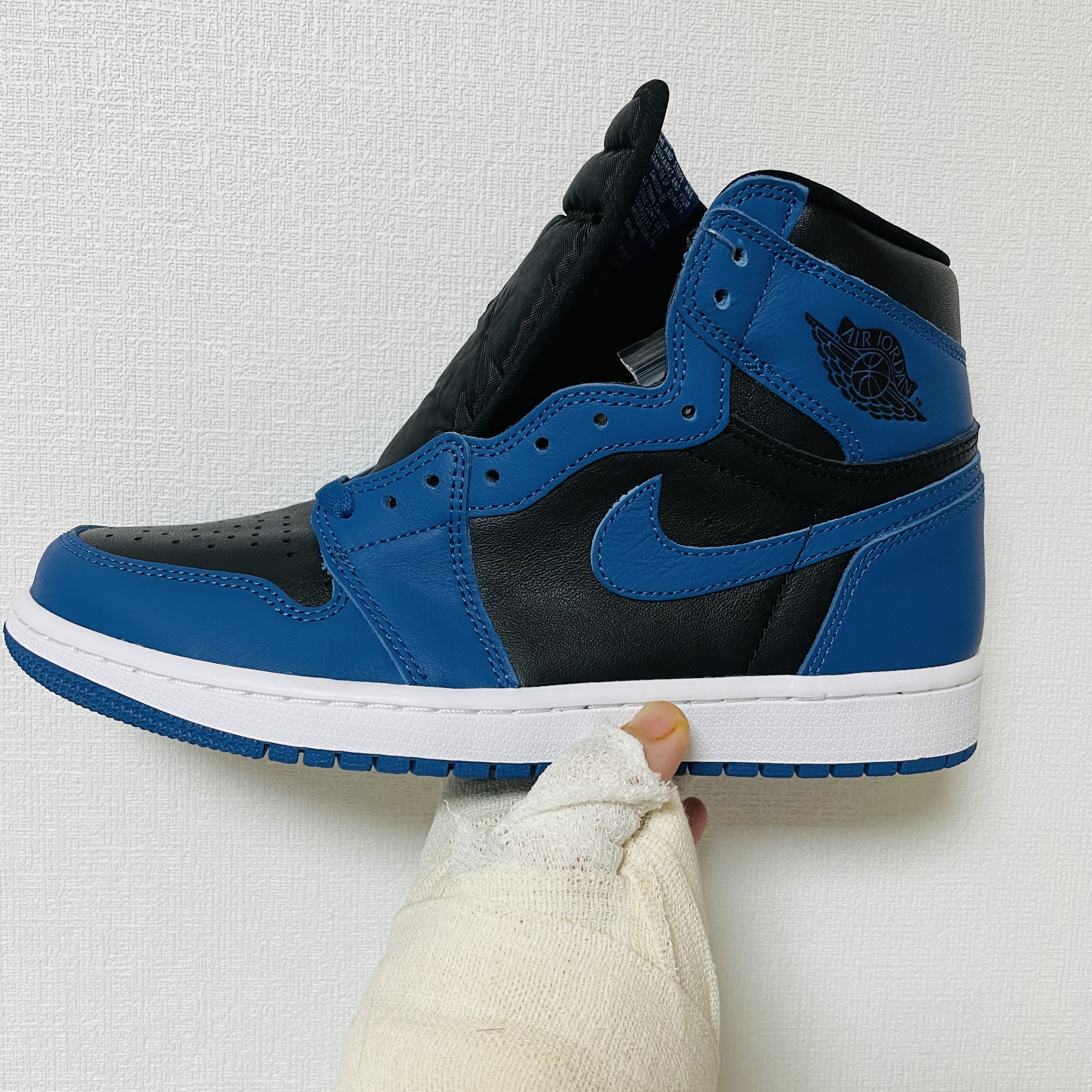 Jordan 1 Retro High OG Dark Marina Blue 착용 스타일