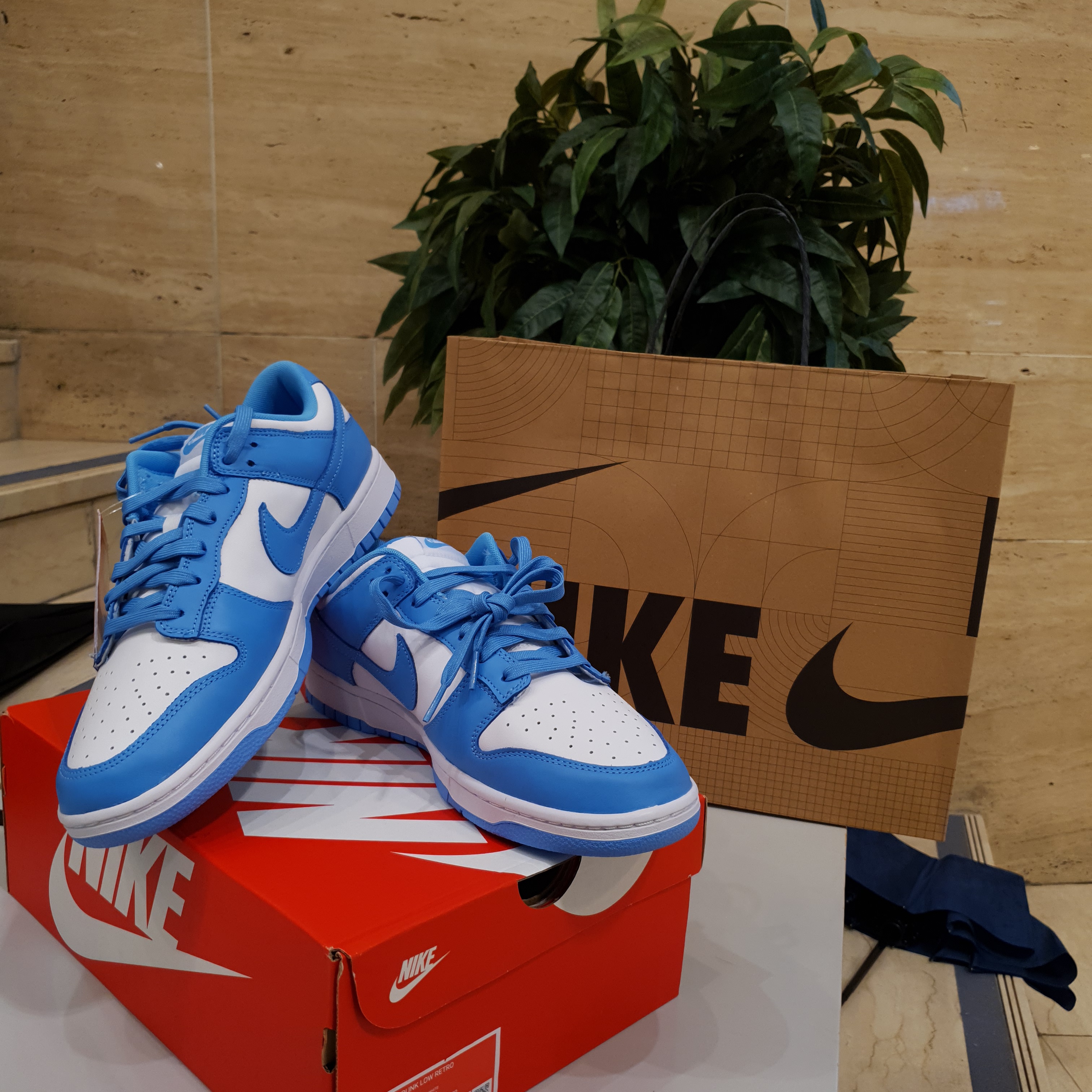 Nike Dunk Low Retro University Blue 착용 스타일