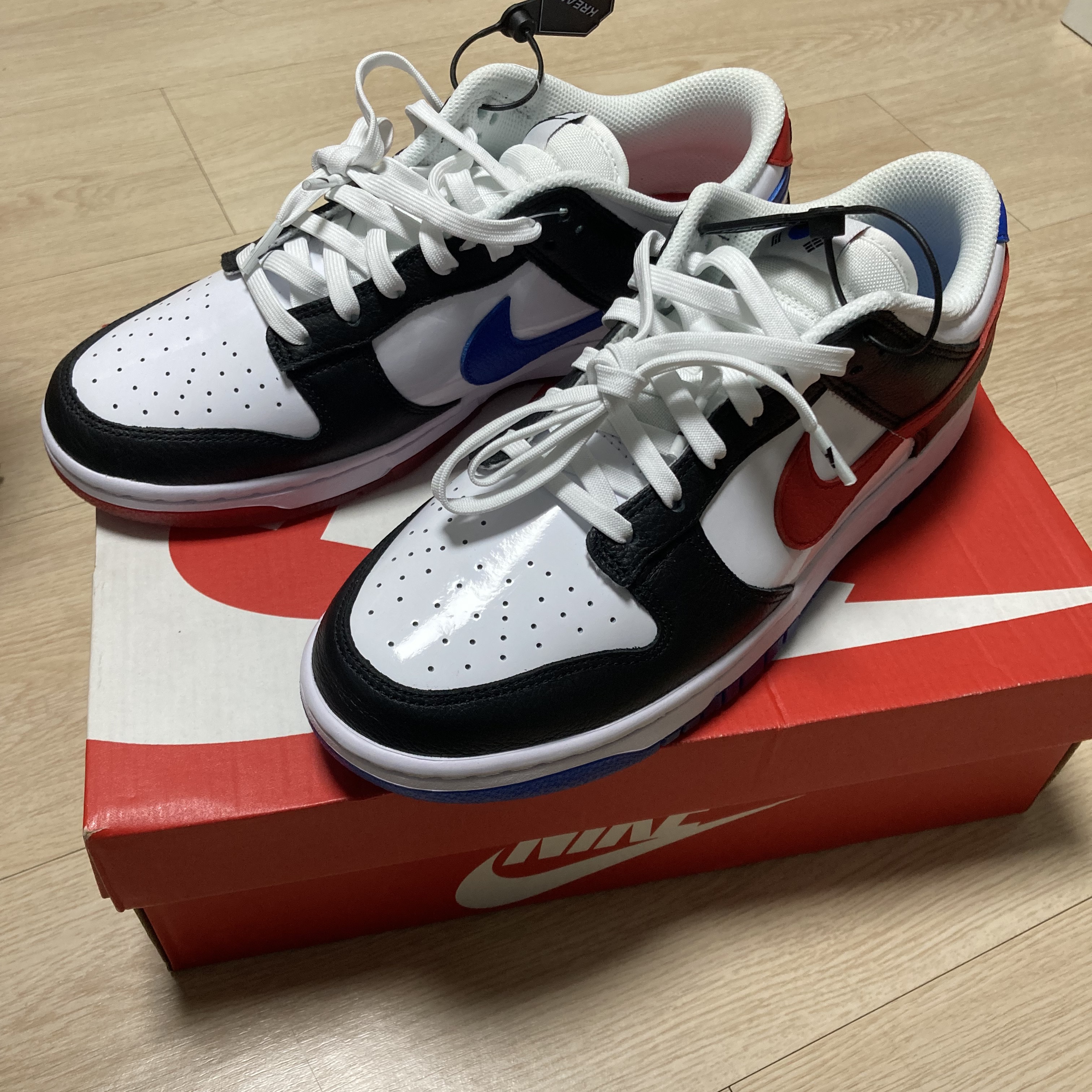 Nike Dunk Low SE Seoul 착용 스타일