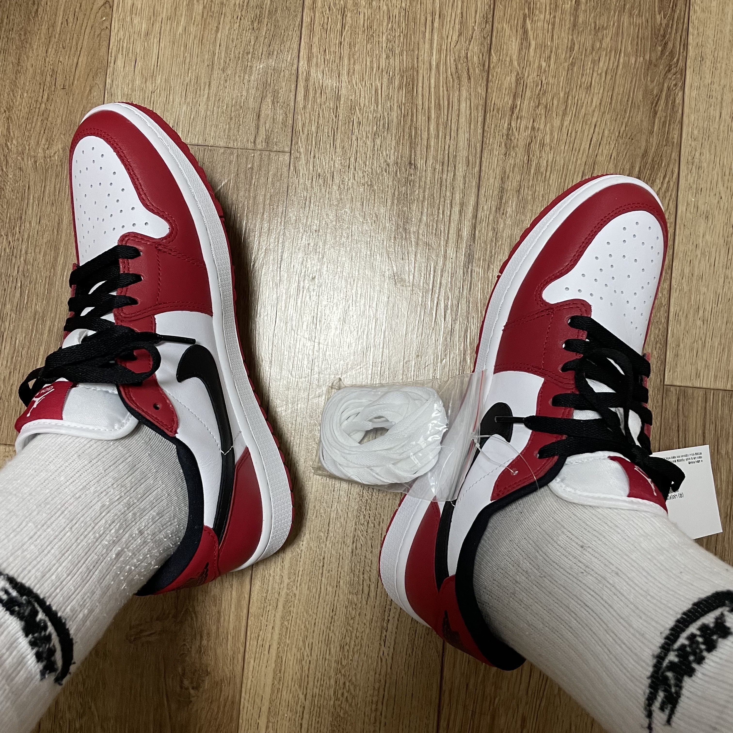 Jordan 1 Low Golf Chicago 착용 스타일