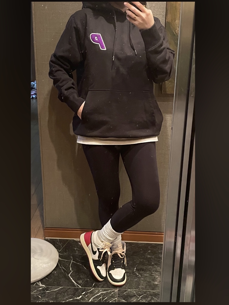 Palace Tri-Chenille Hood Black - 21FW, Jordan 1 x Union Retro High Black Toe 착용 스타일 - 1