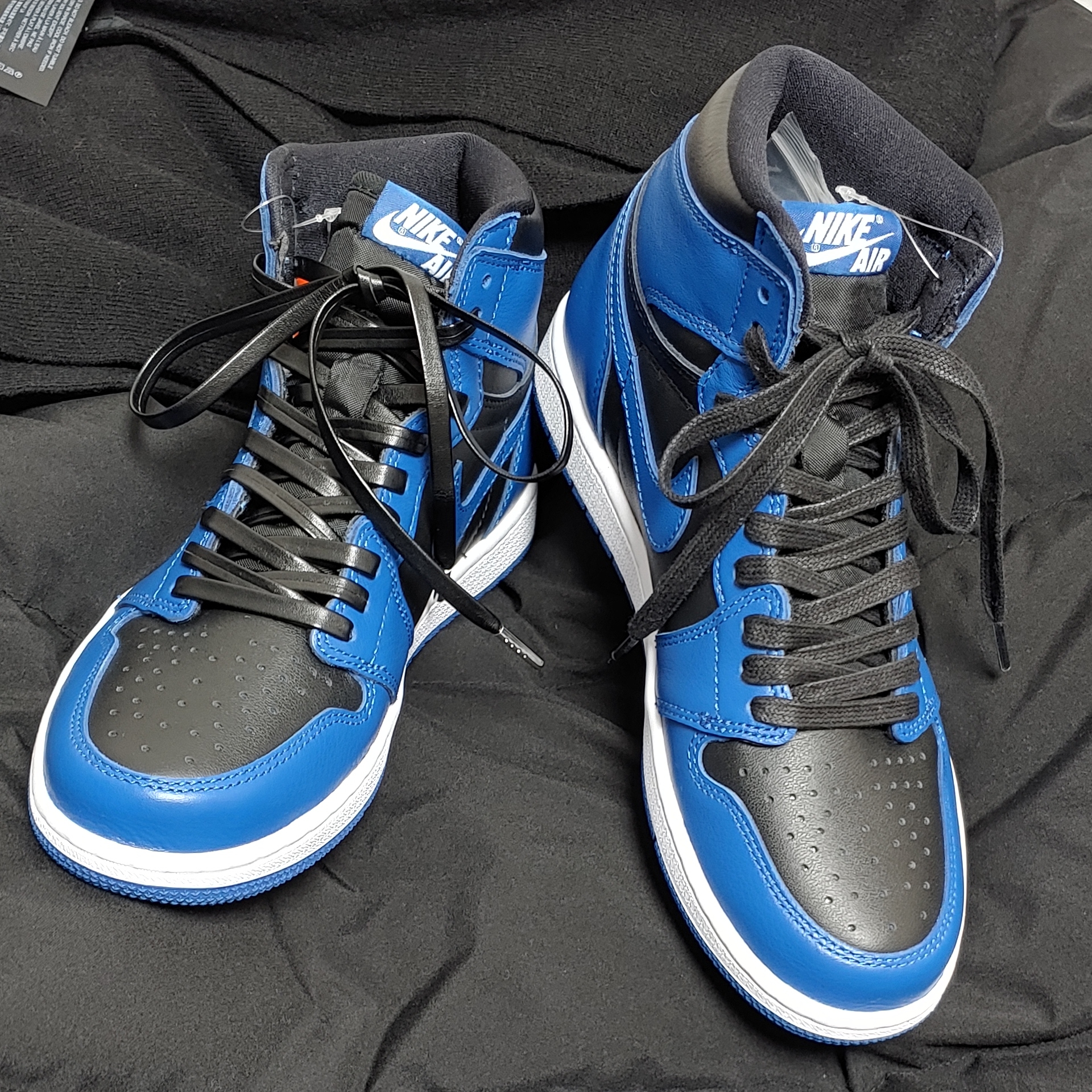 Jordan 1 Retro High OG Dark Marina Blue 착용 스타일 - 3