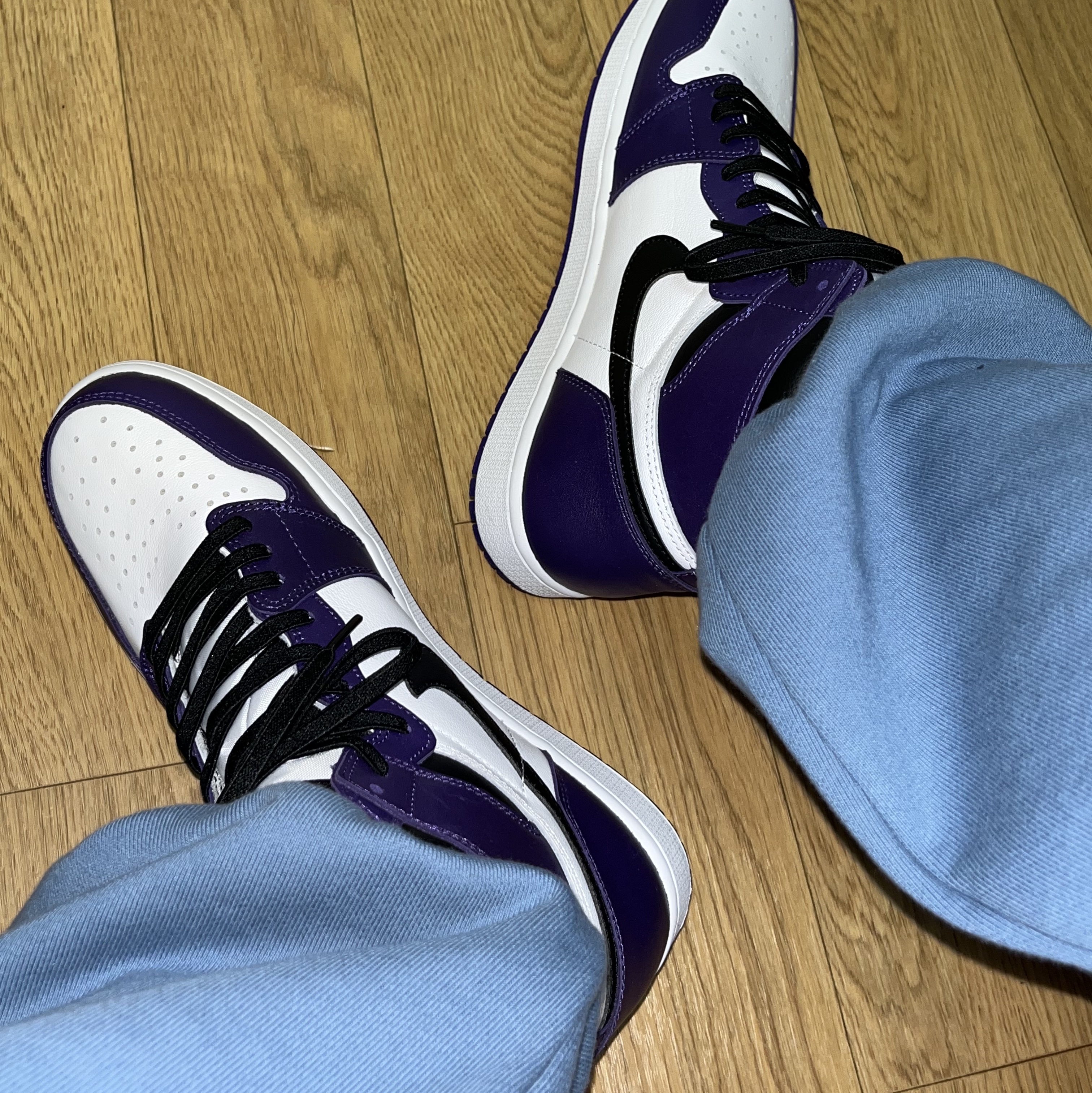 Jordan 1 Retro High OG Court Purple 2020 착용 스타일 - 2