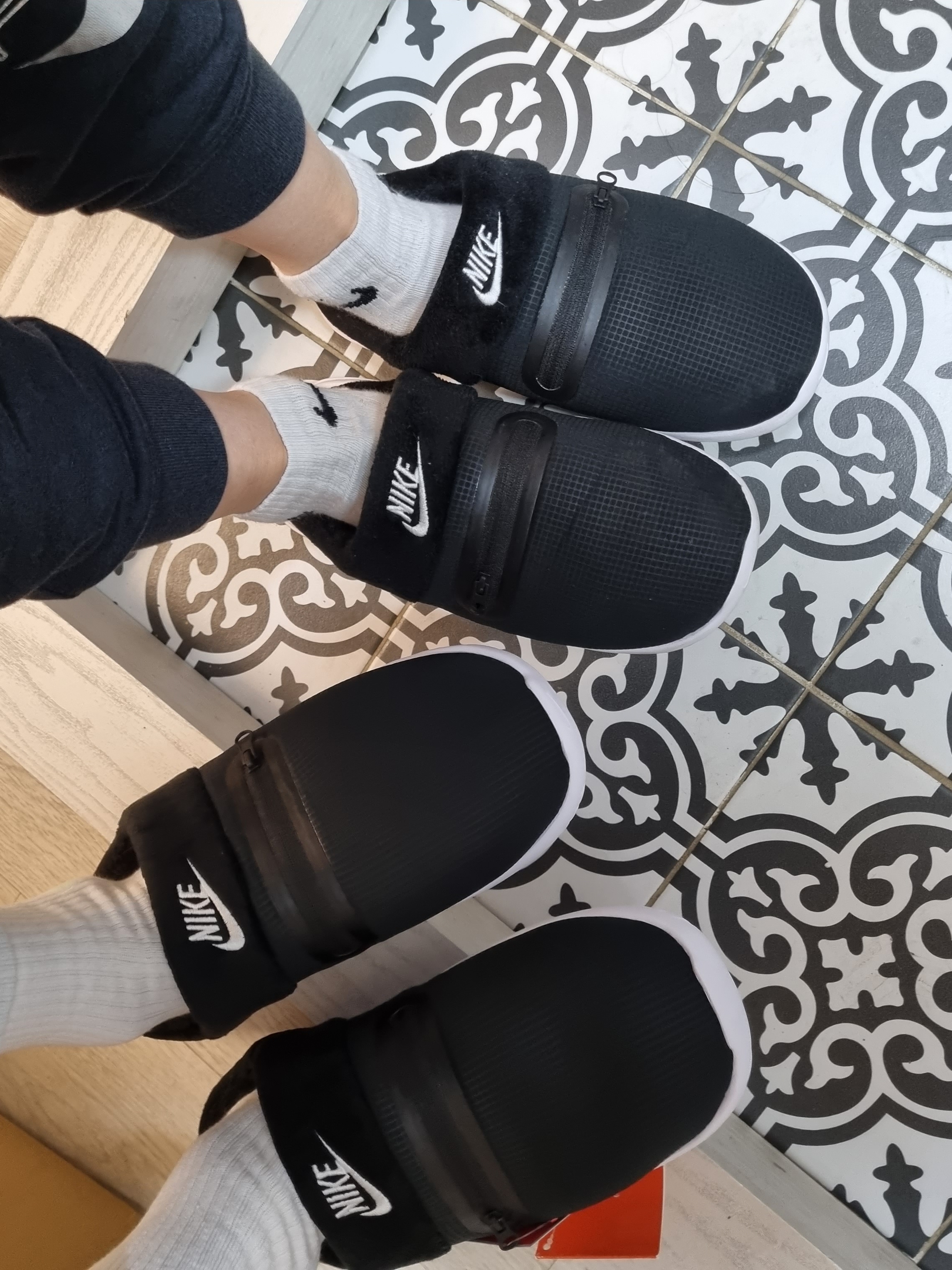 Nike Burrow Black White, (W) Nike Burrow Barely Rose 착용 스타일 - 2